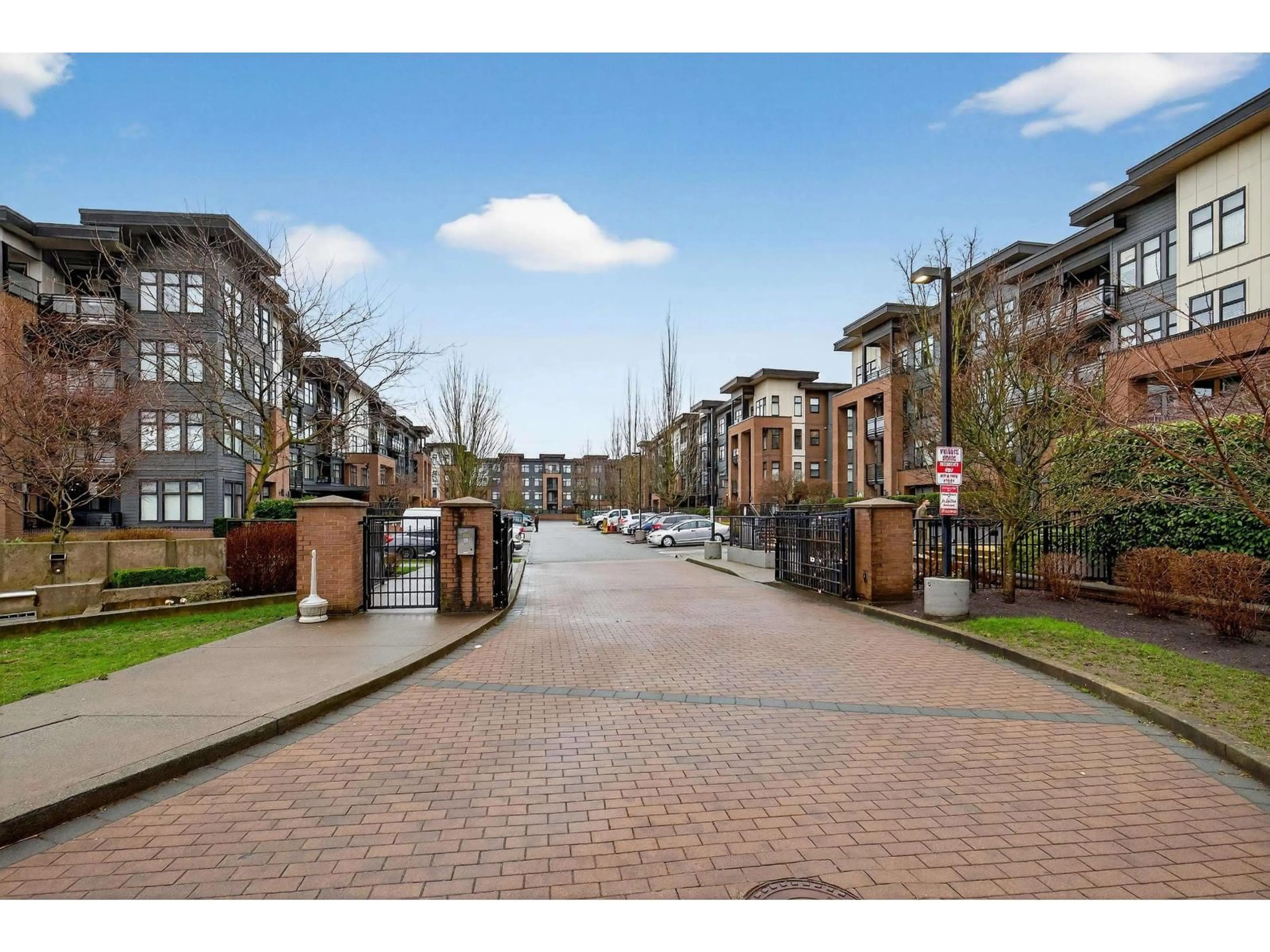 Unknown for 408 - 20062 FRASER HIGHWAY, Langley British Columbia V3A0E6