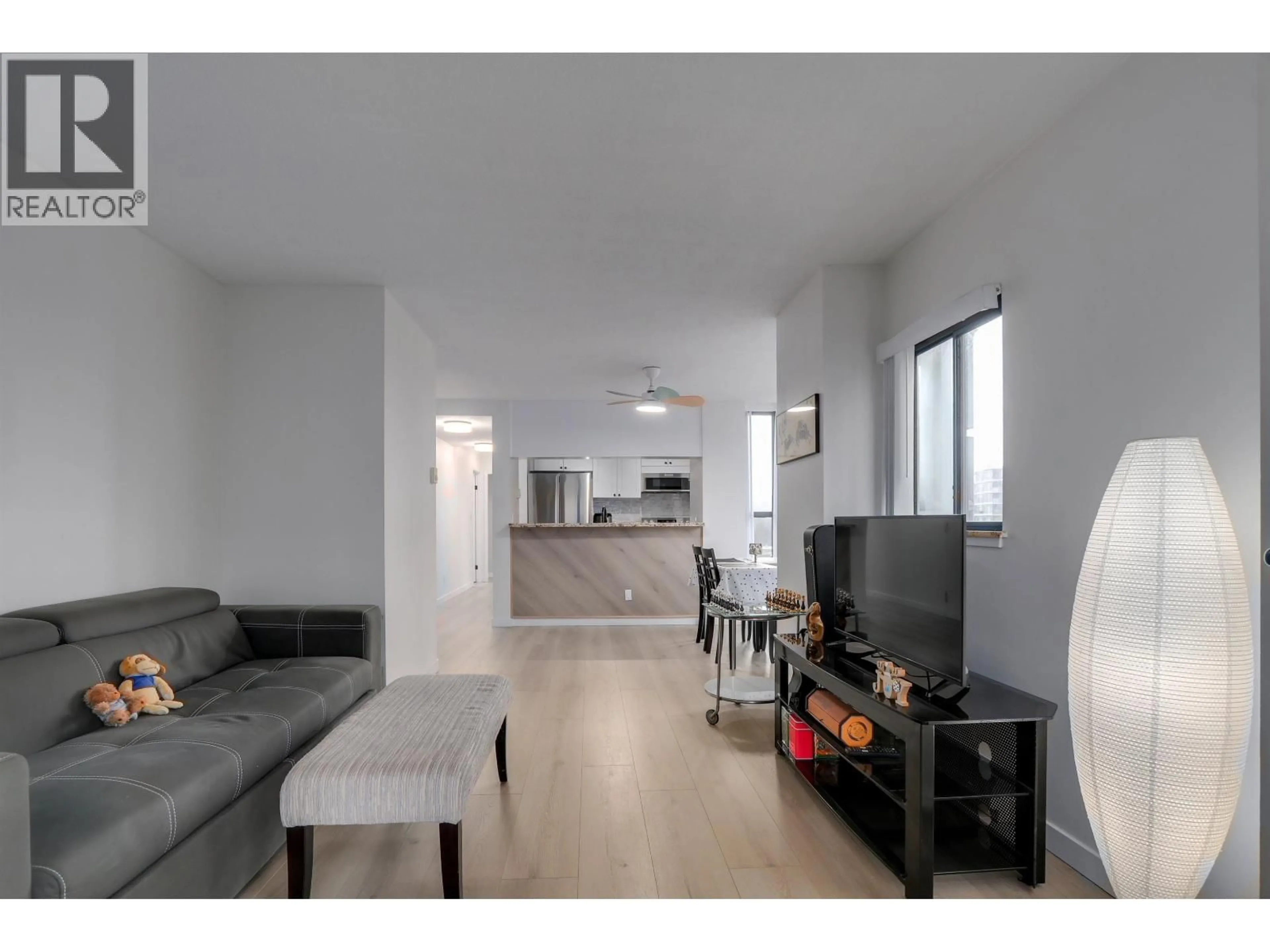 Living room with furniture, unknown for 810 - 1268 BROADWAY, Vancouver British Columbia V6H1G6