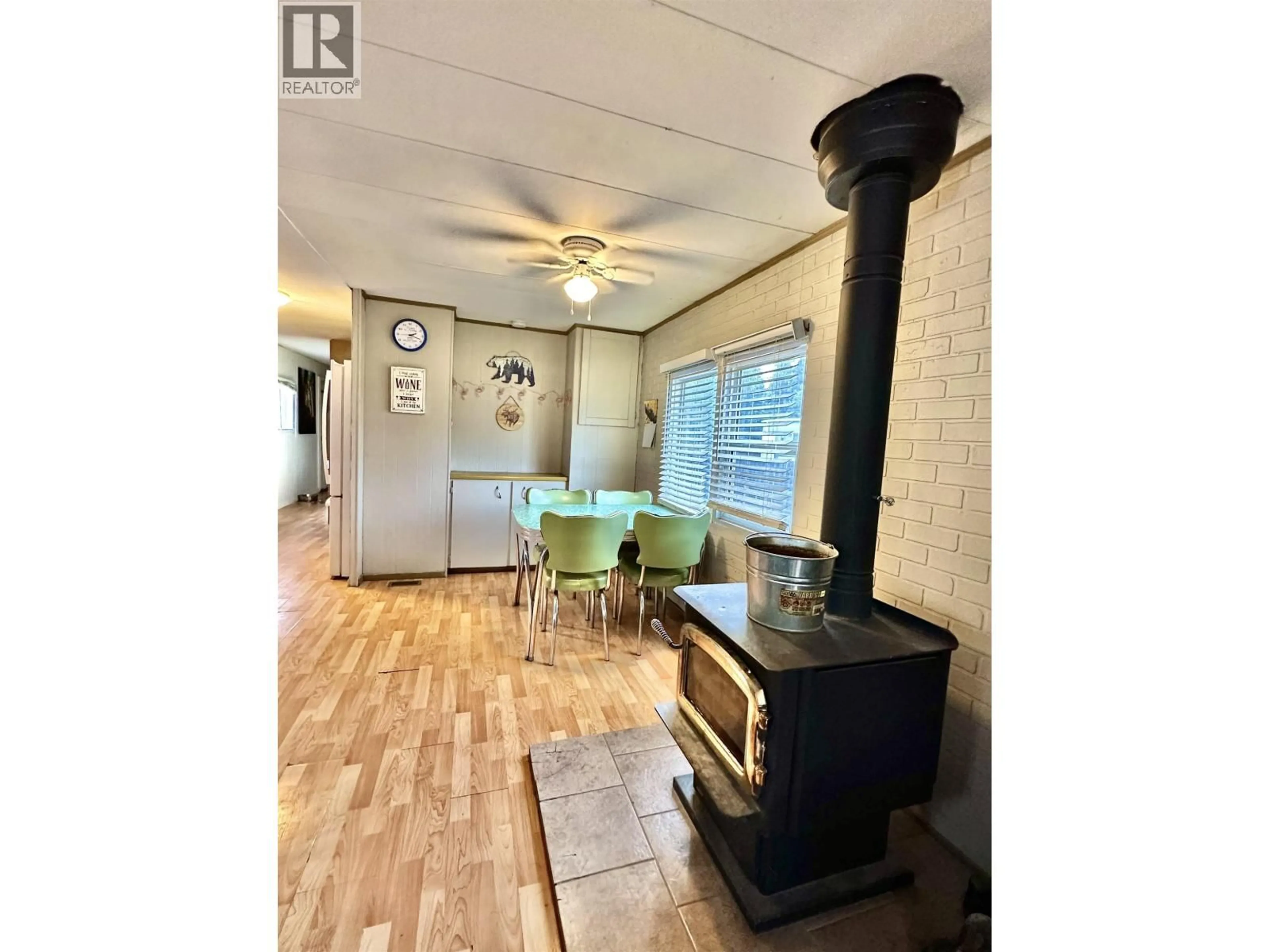 Unknown for 1089 14TH AVENUE, Valemount British Columbia V0E2Z0