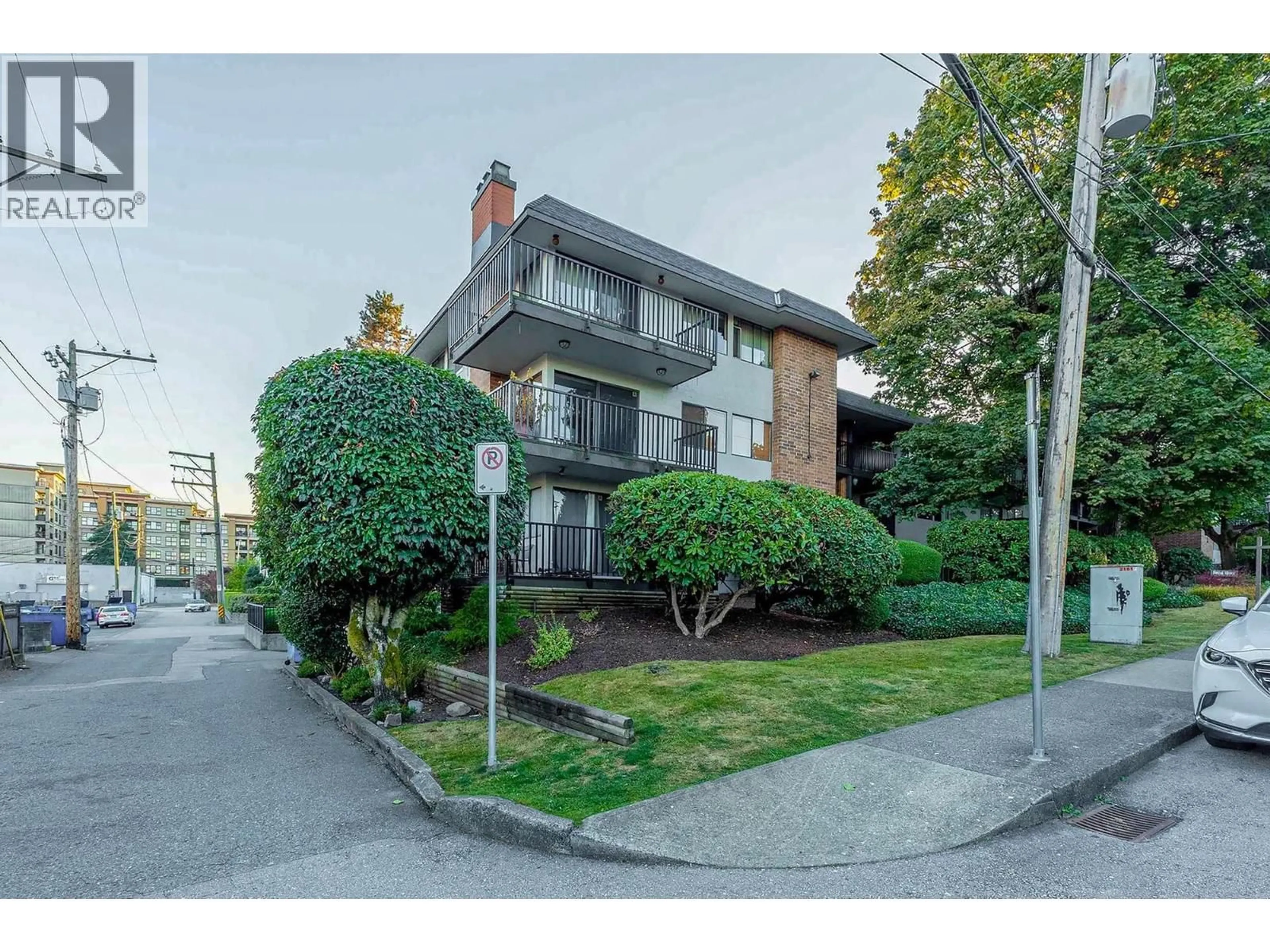 Unknown for 206 - 316 CEDAR STREET, New Westminster British Columbia V3L3P1