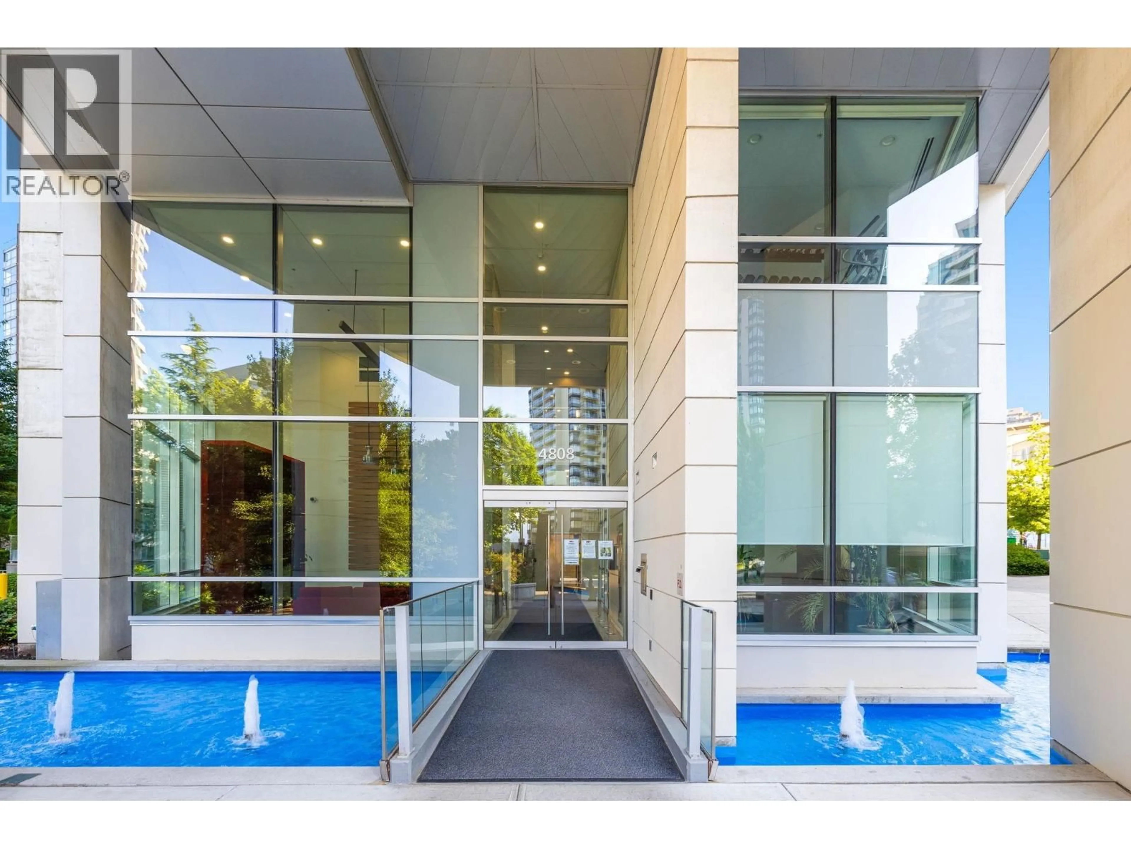 Indoor foyer for 2106 - 4808 HAZEL STREET, Burnaby British Columbia V5H0A2