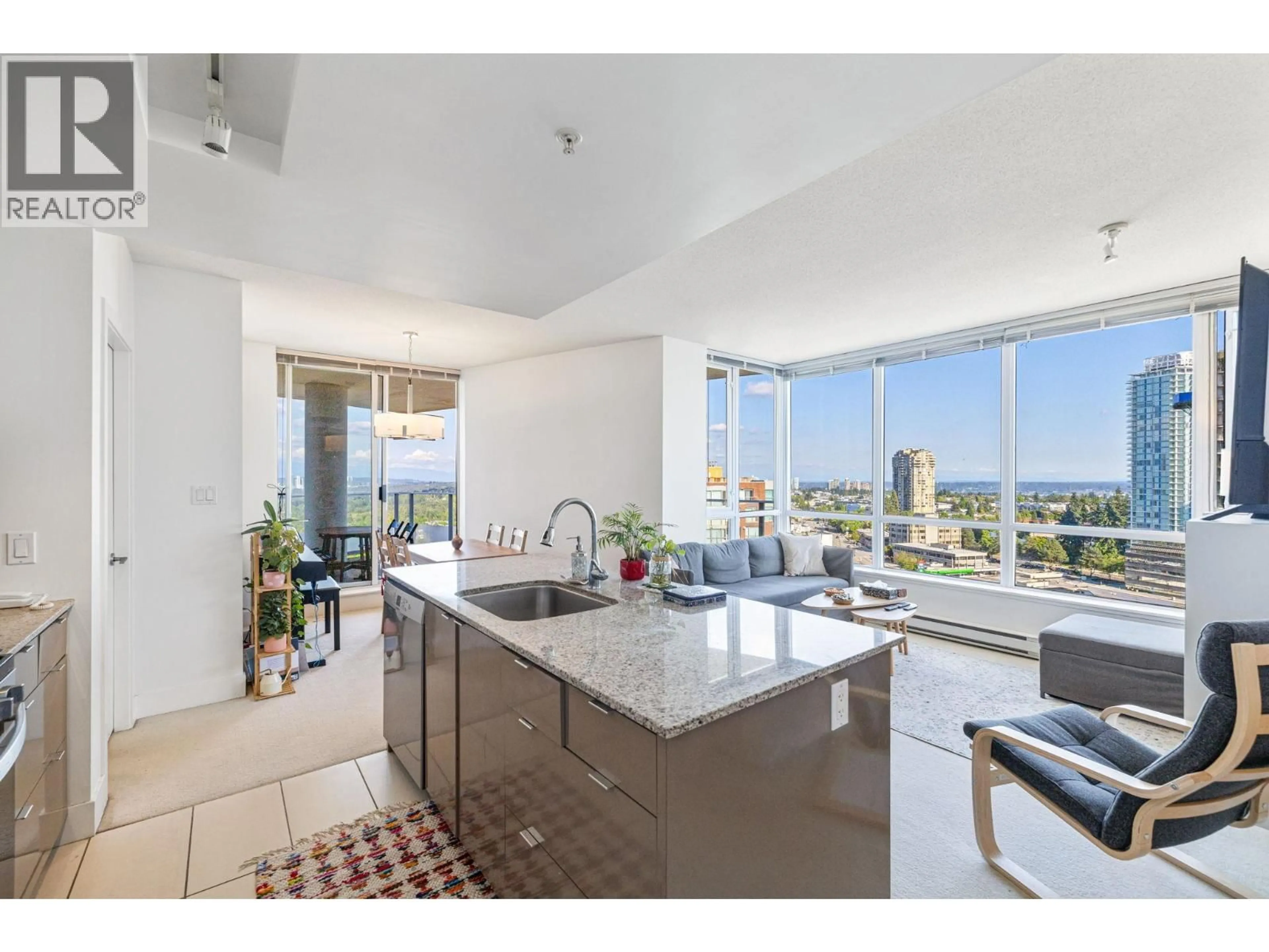 Open concept kitchen, ceramic/tile floor for 2106 - 4808 HAZEL STREET, Burnaby British Columbia V5H0A2