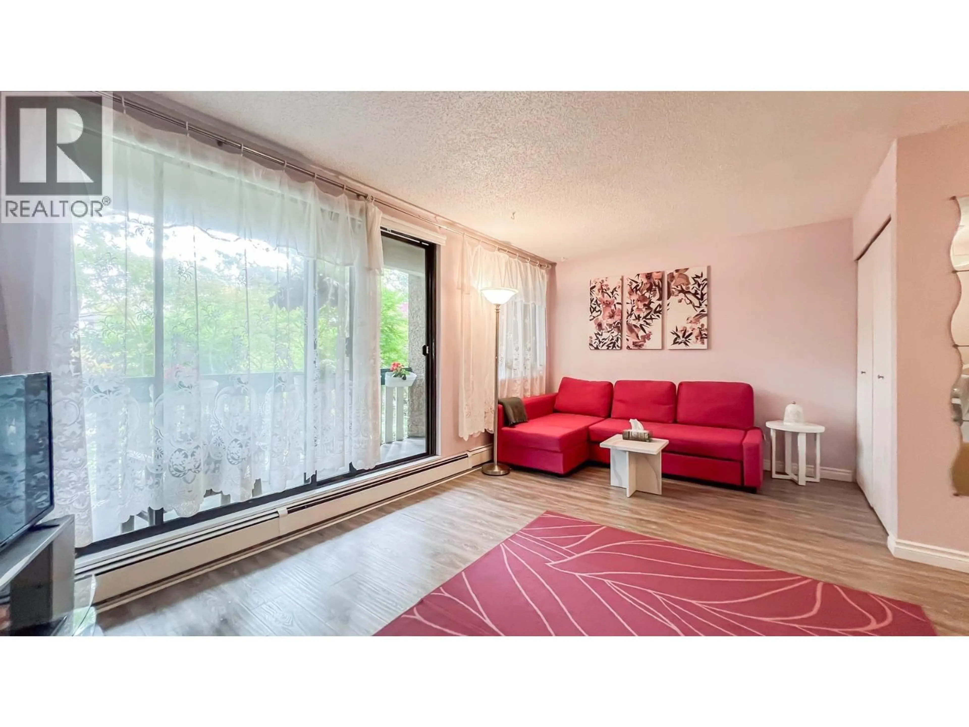 Living room with furniture, unknown for 213 - 8540 CITATION DRIVE, Richmond British Columbia V6Y3A3