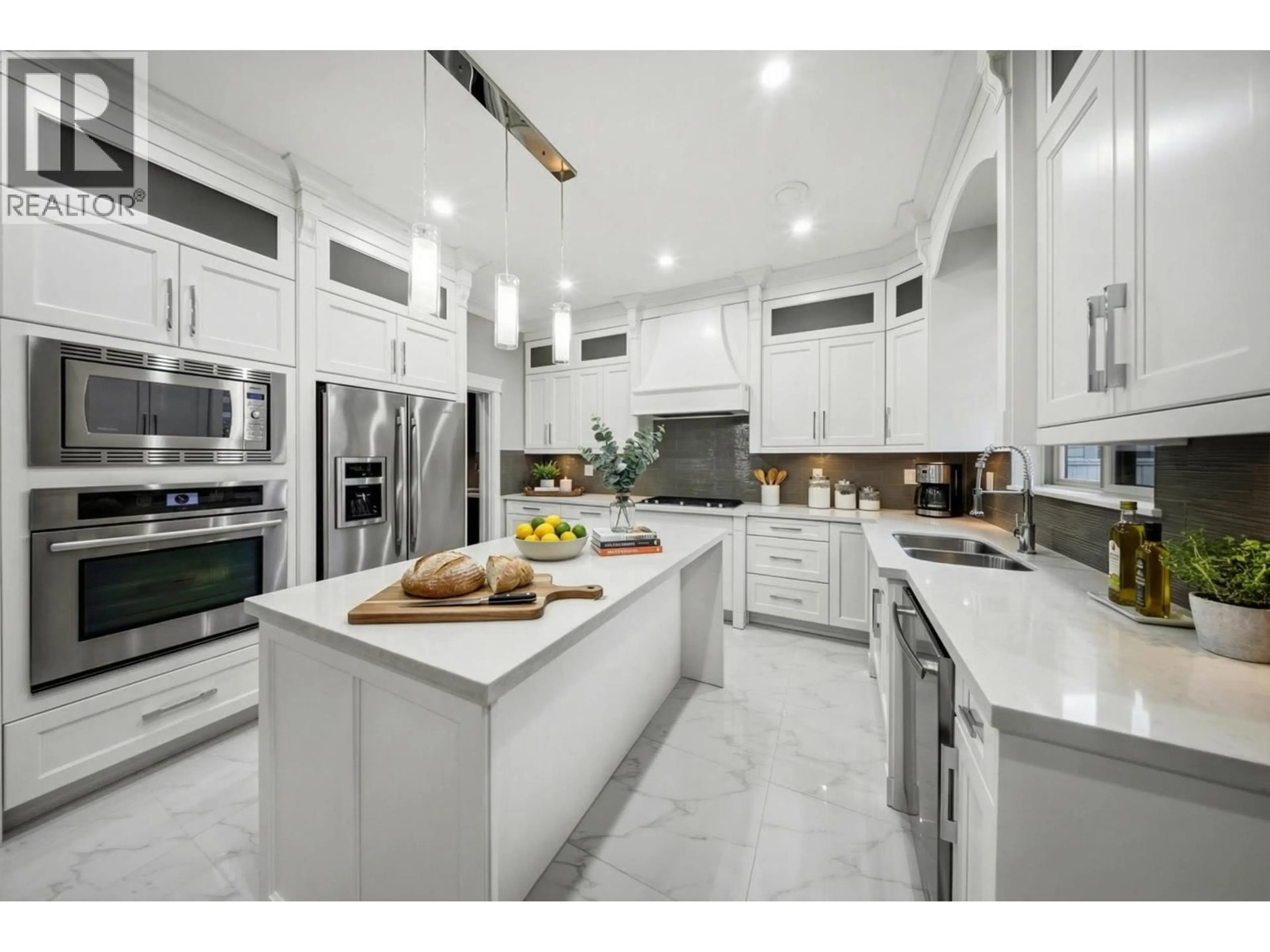 Contemporary kitchen, ceramic/tile floor for 1919 DUBLIN STREET, New Westminster British Columbia V3M3A4