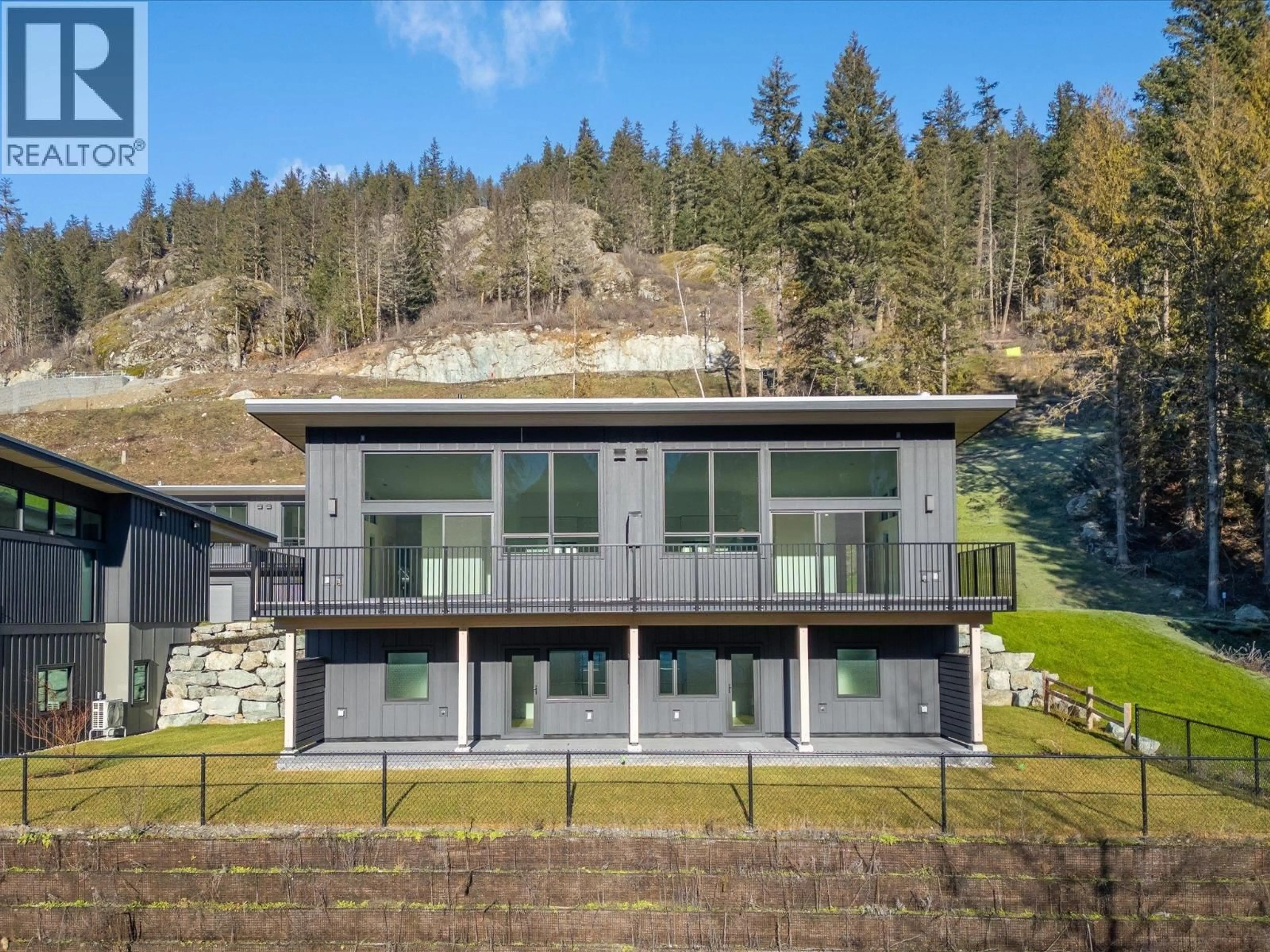 A pic from outside/outdoor area/front of a property/back of a property/a pic from drone, water/lake/river/ocean view for 25 - 4000 SUNSTONE WAY, Pemberton British Columbia V0N2L3