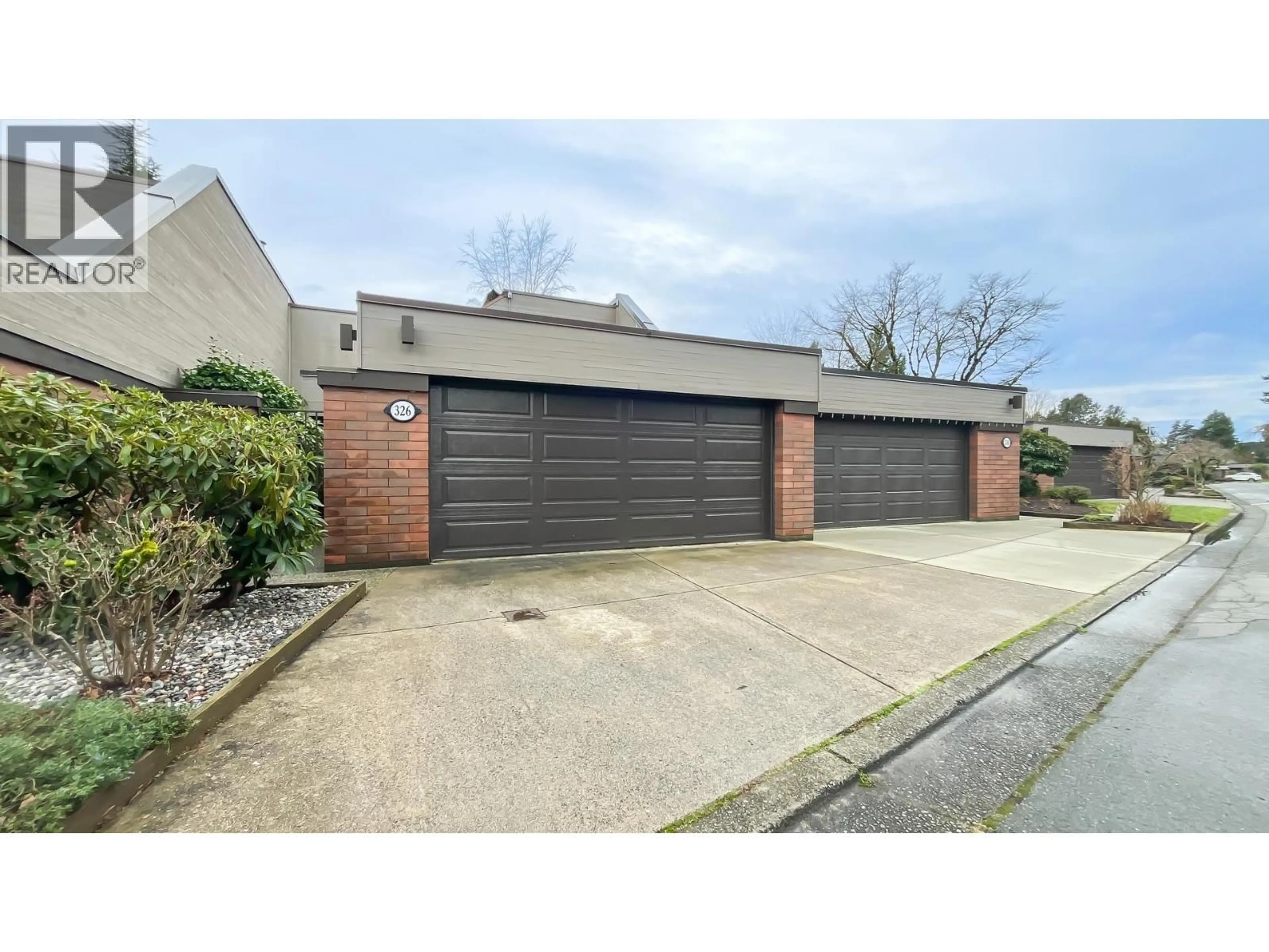Indoor garage for 326 GREENSBORO PLACE, Vancouver British Columbia V5X4M4