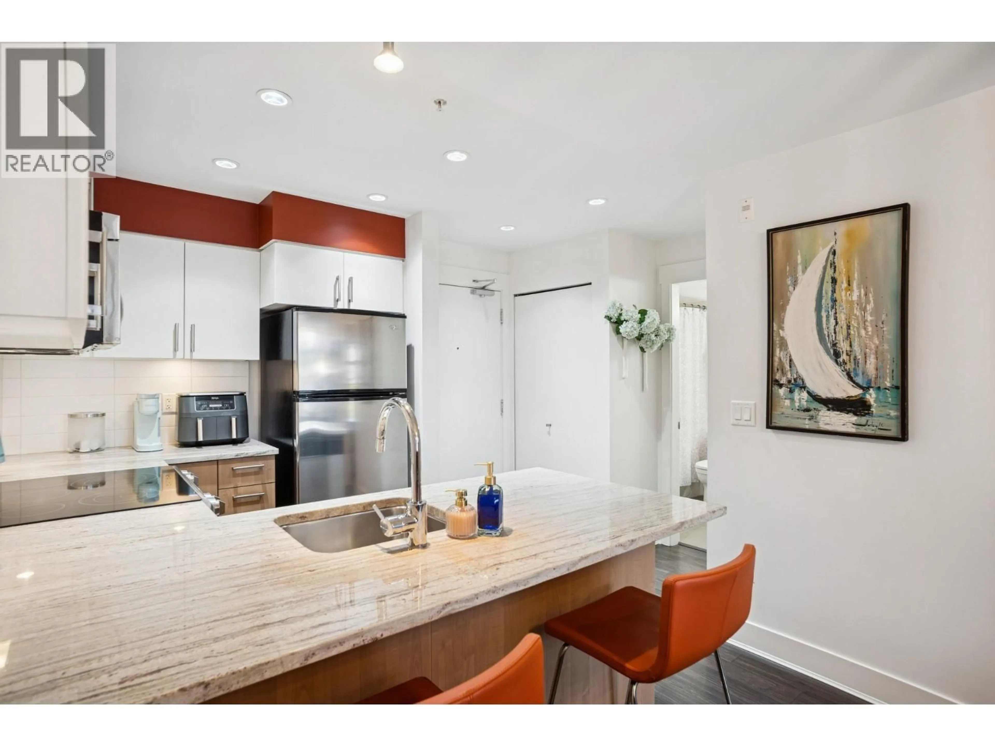 Open concept kitchen, unknown for 316 - 55 EIGHTH AVENUE, New Westminster British Columbia V3L0E8