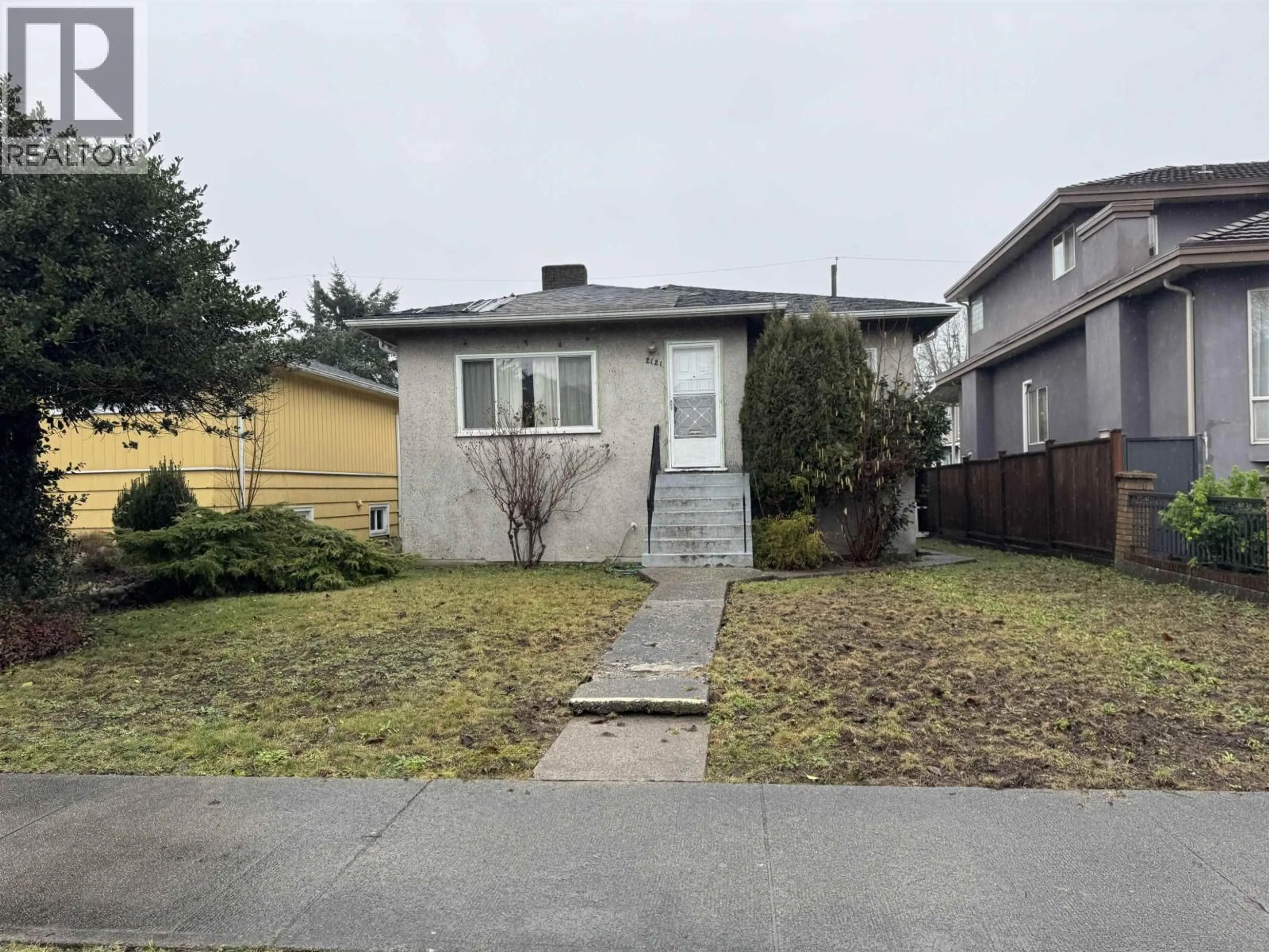 A pic from outside/outdoor area/front of a property/back of a property/a pic from drone, street for 2121 48TH AVENUE, Vancouver British Columbia V5P1R7