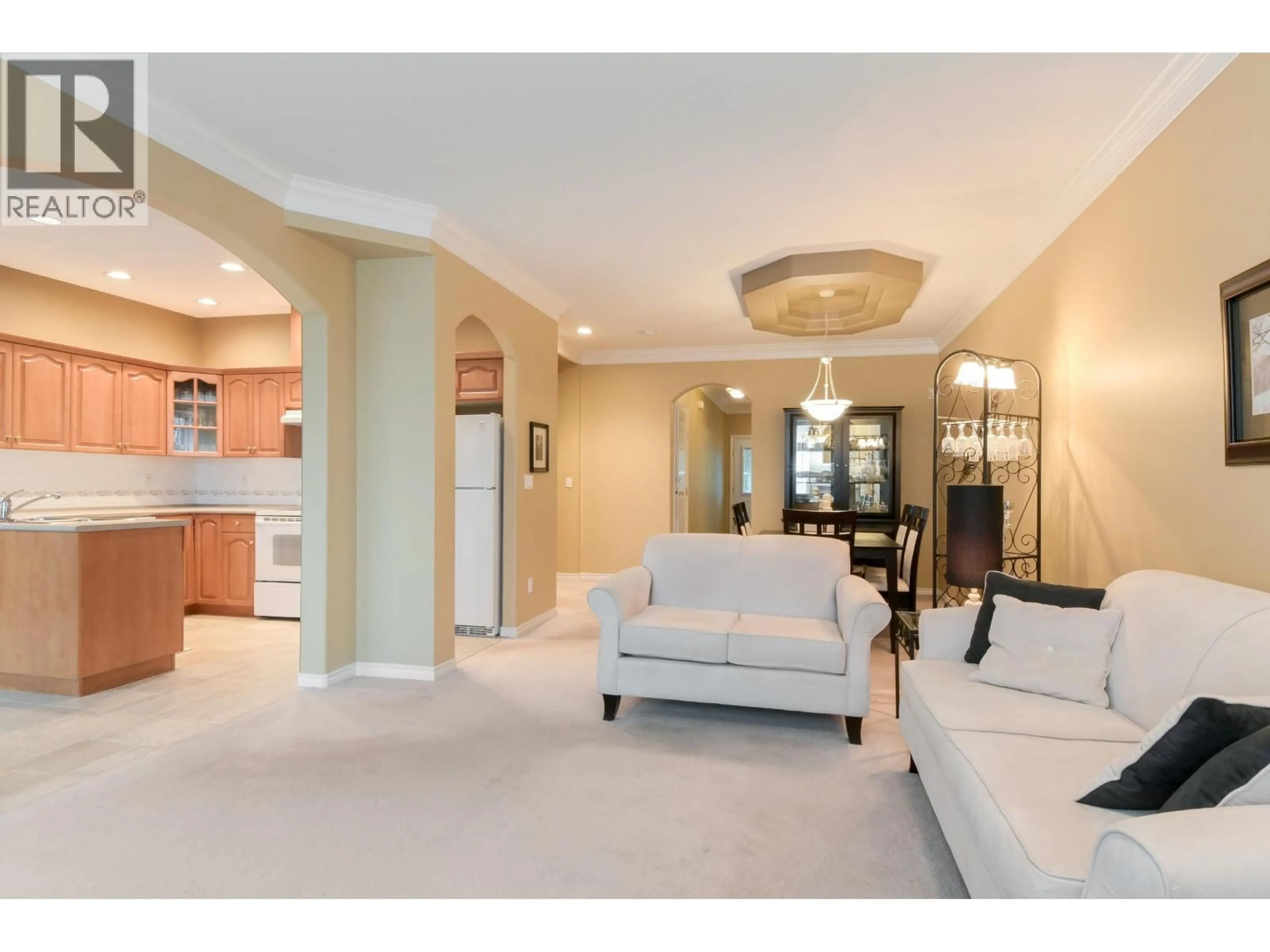 Living room with furniture, unknown for 2 - 11358 COTTONWOOD DRIVE, Maple Ridge British Columbia V2X5V5