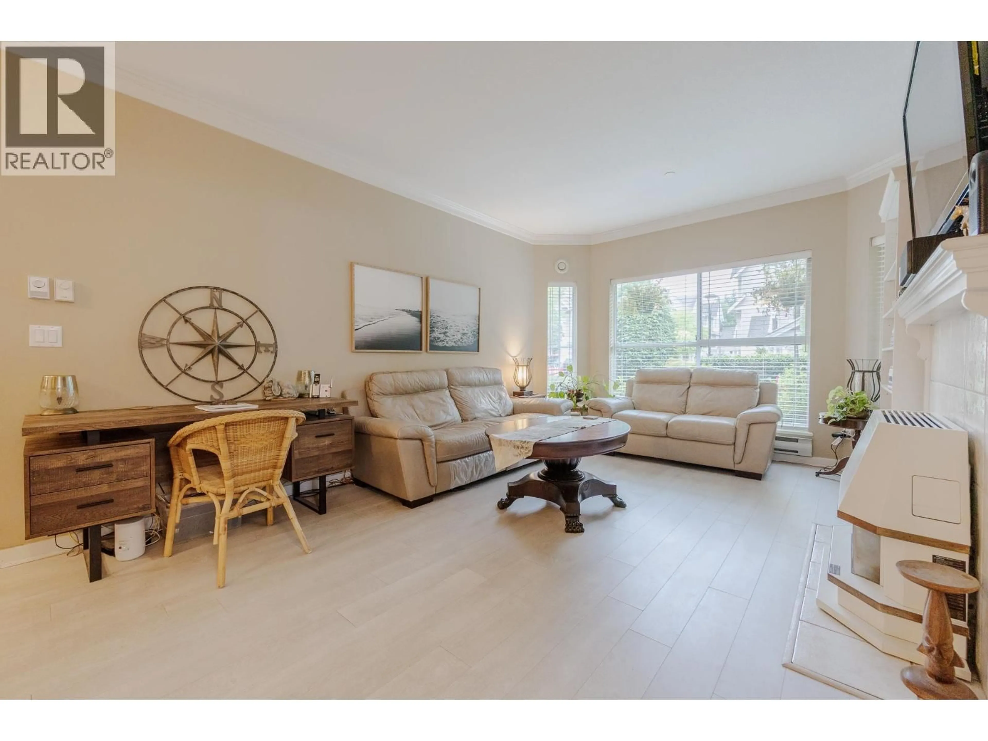 Living room with furniture, unknown for 111 - 12464 191B STREET, Pitt Meadows British Columbia V3Y2P6