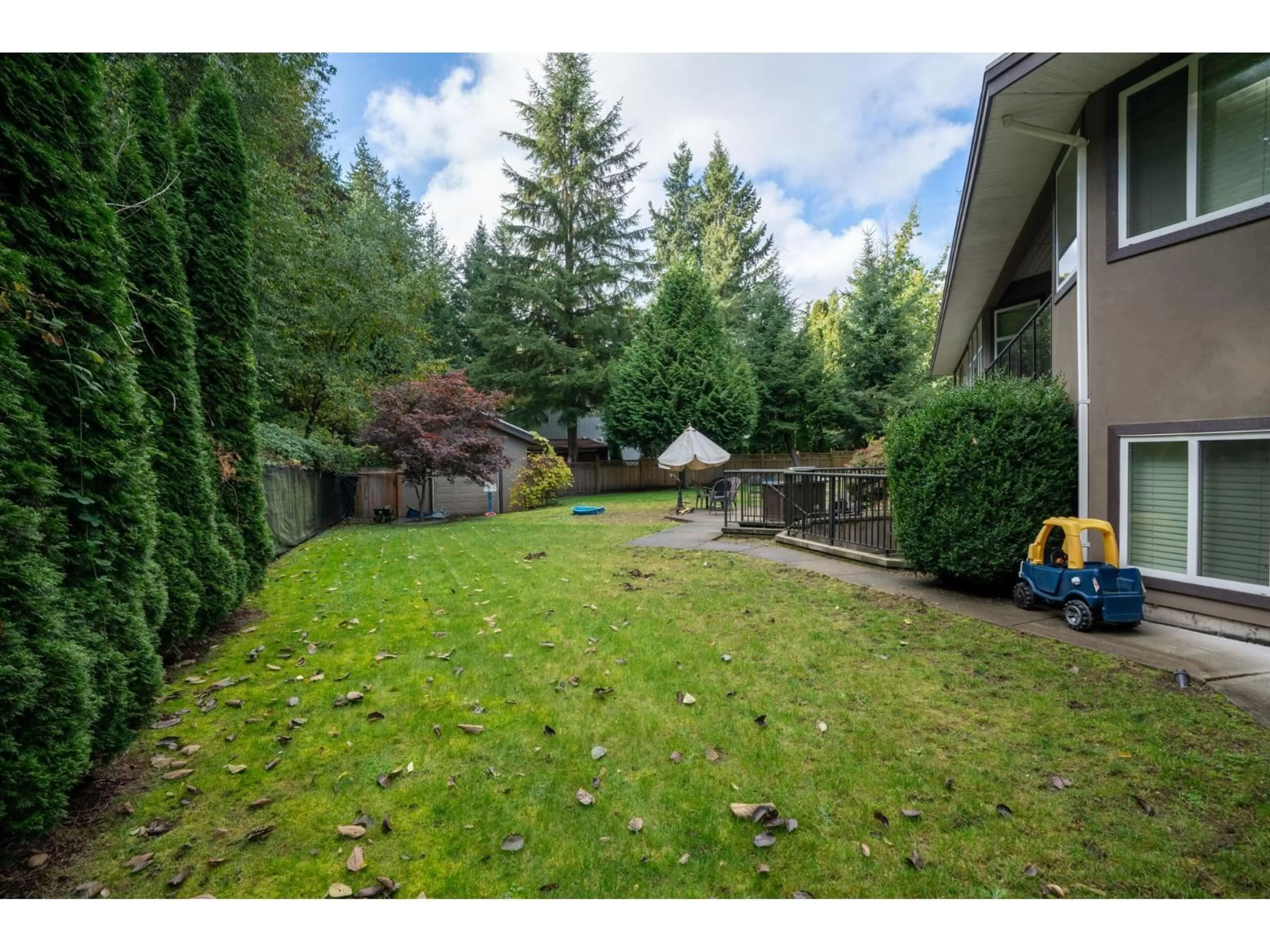 Patio, forest/trees view for 5479 124B STREET, Surrey British Columbia V3X3T1