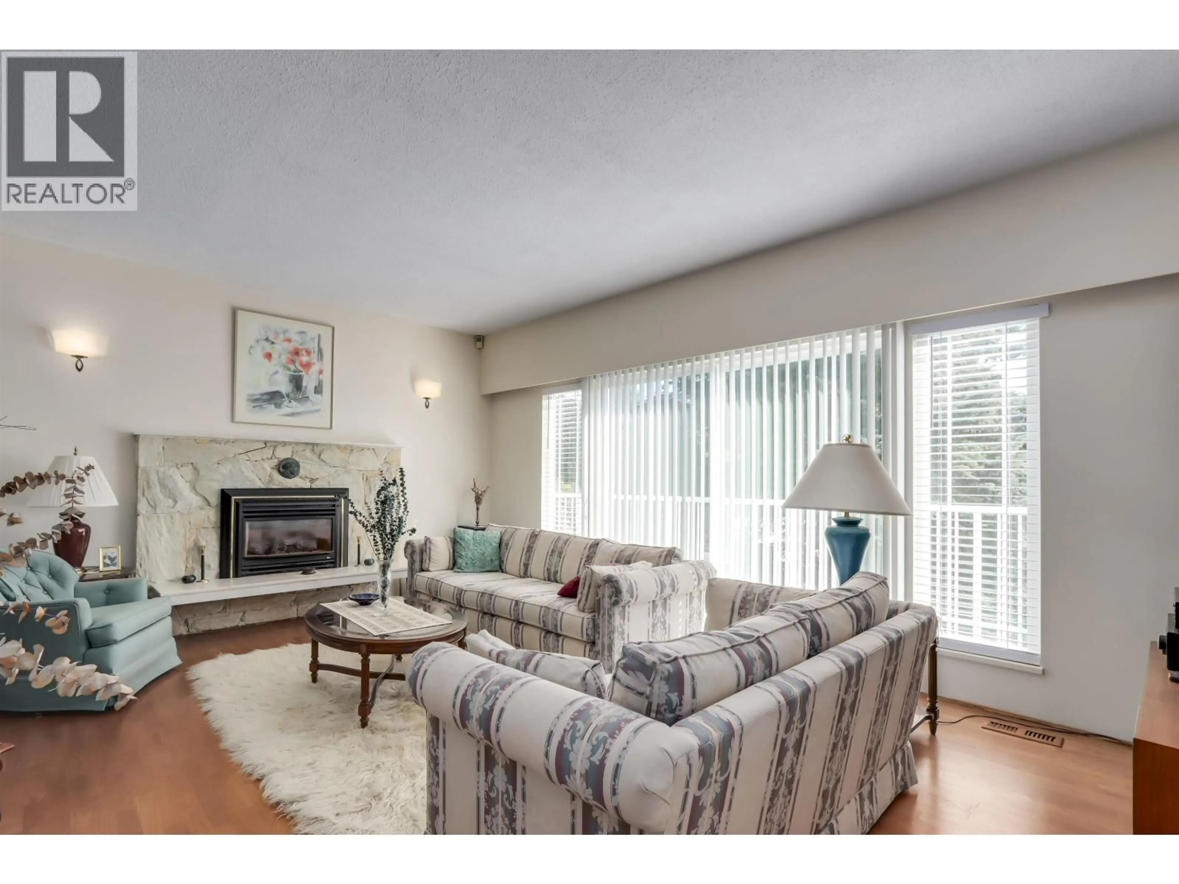 Living room with furniture, unknown for 2141 DAUPHIN PLACE, Burnaby British Columbia V5B4G8