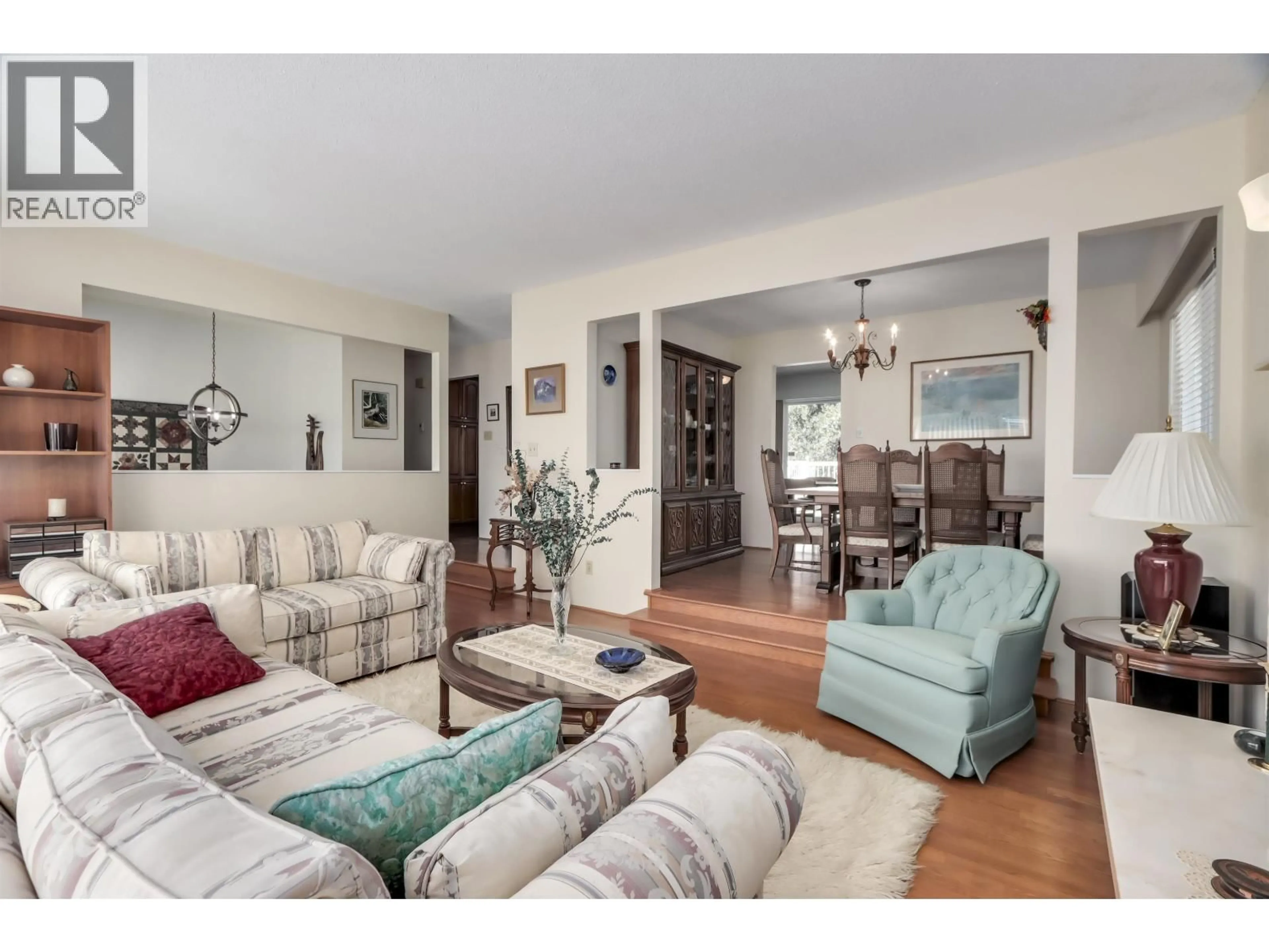 Living room with furniture, unknown for 2141 DAUPHIN PLACE, Burnaby British Columbia V5B4G8