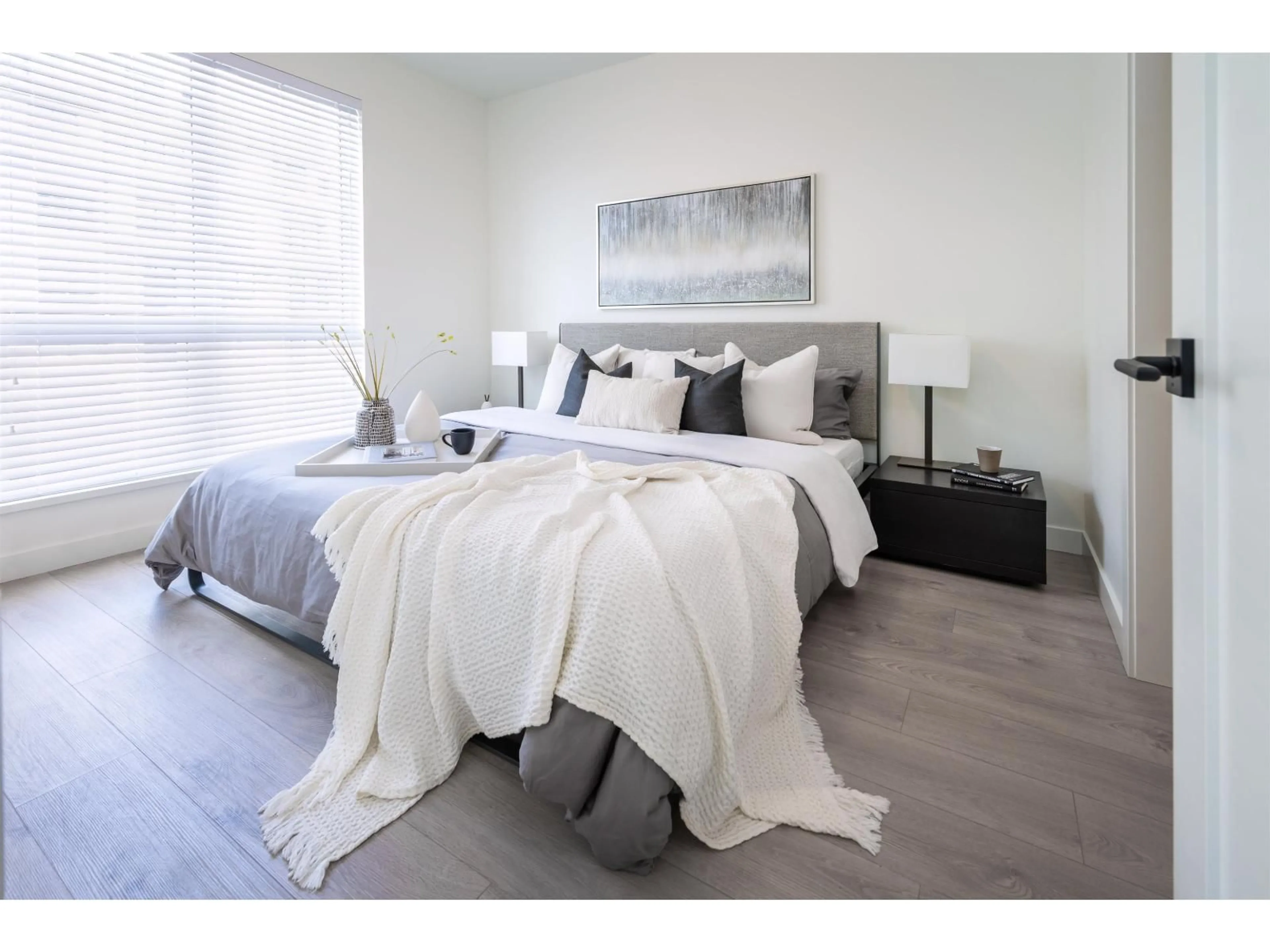 Bedroom with bed, wood/laminate floor for B605 - 20078 85 AVENUE, Langley British Columbia V2Y3Z3