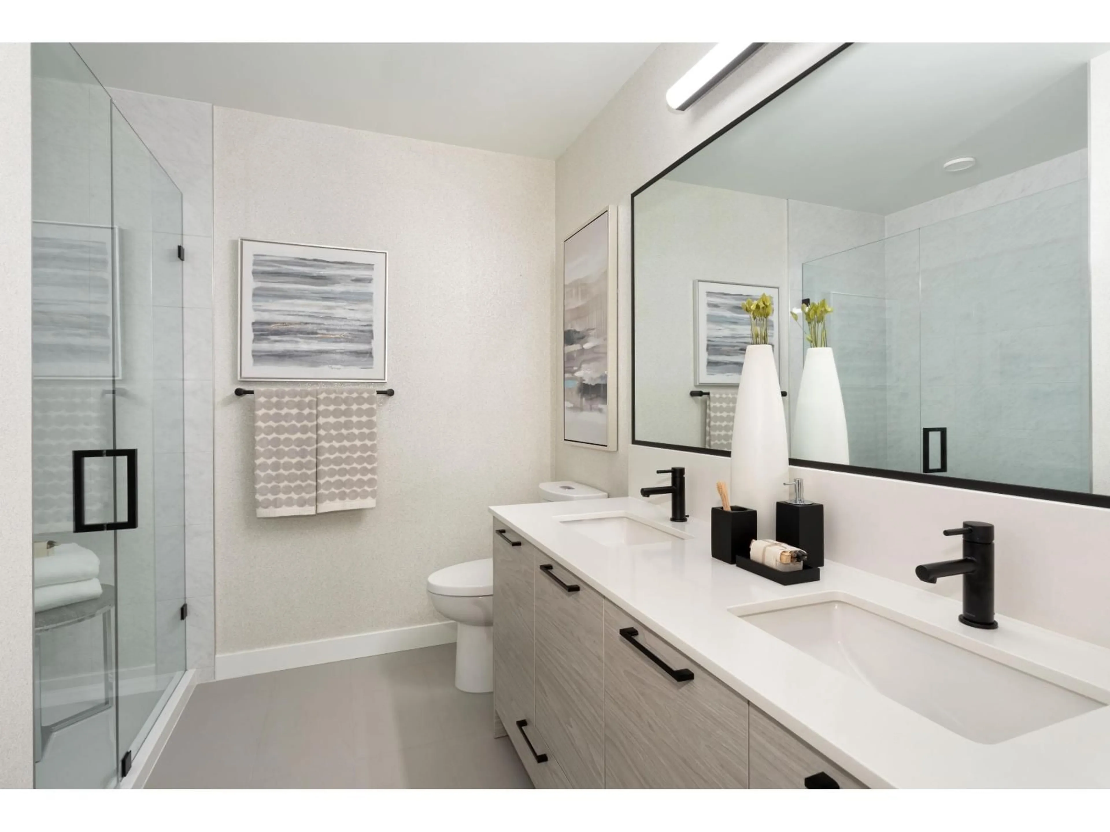 Contemporary bathroom, ceramic/tile floor for B605 - 20078 85 AVENUE, Langley British Columbia V2Y3Z3