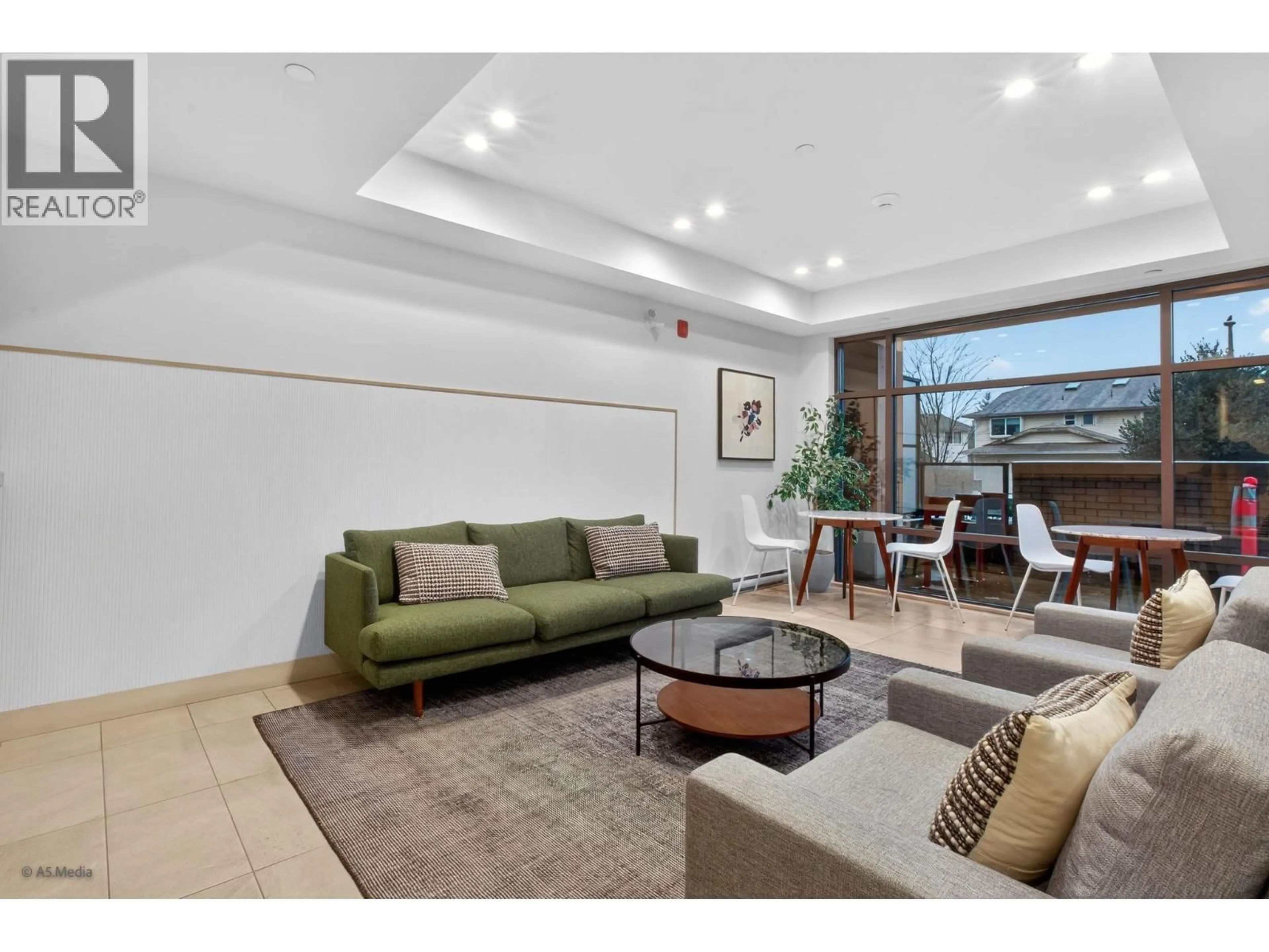 Living room with furniture, unknown for 601 - 741 ANSKAR COURT, Coquitlam British Columbia V3J0N3