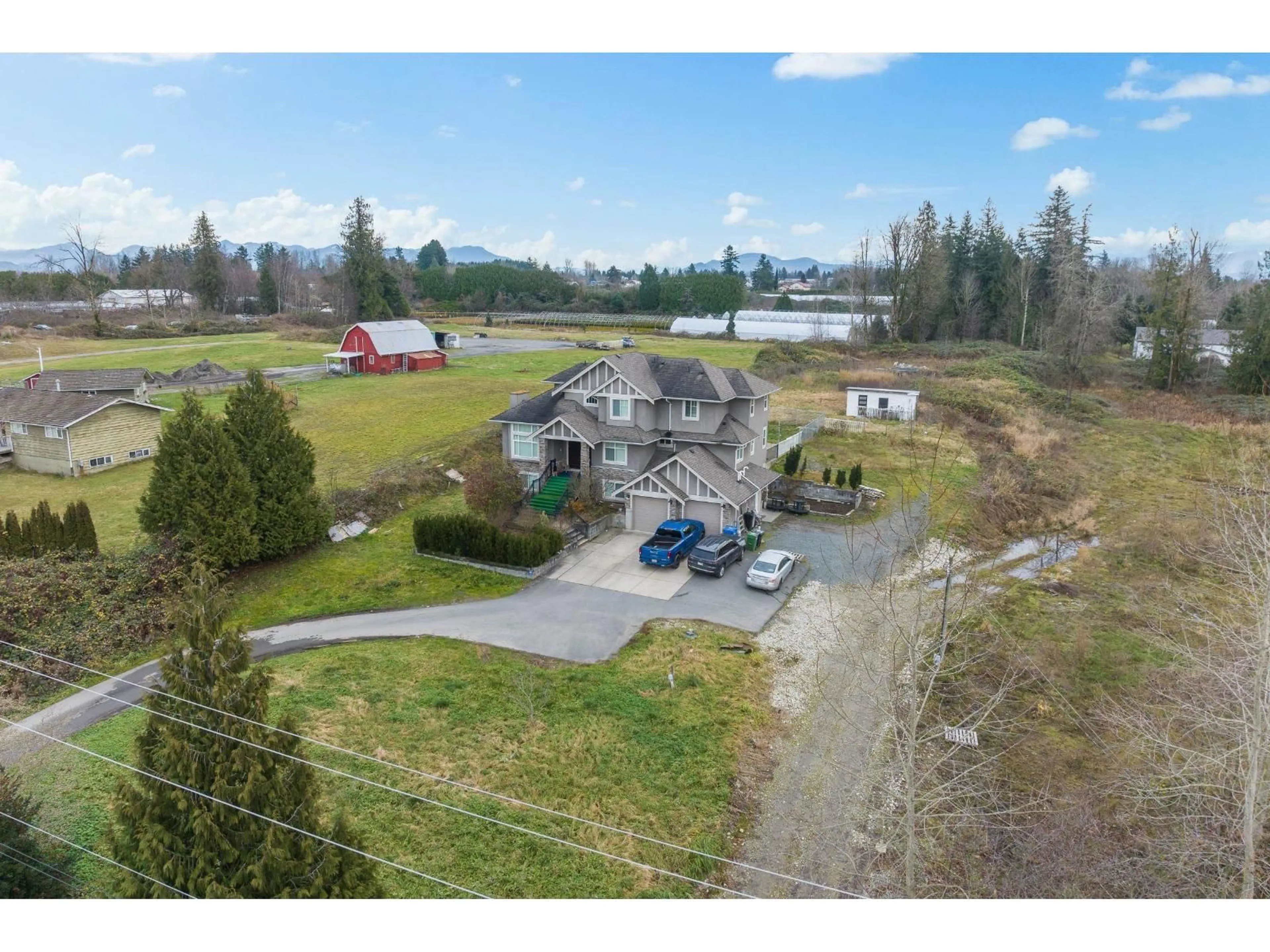 A pic from outside/outdoor area/front of a property/back of a property/a pic from drone, mountain view for 2790 LEFEUVRE ROAD, Abbotsford British Columbia V4X1H5