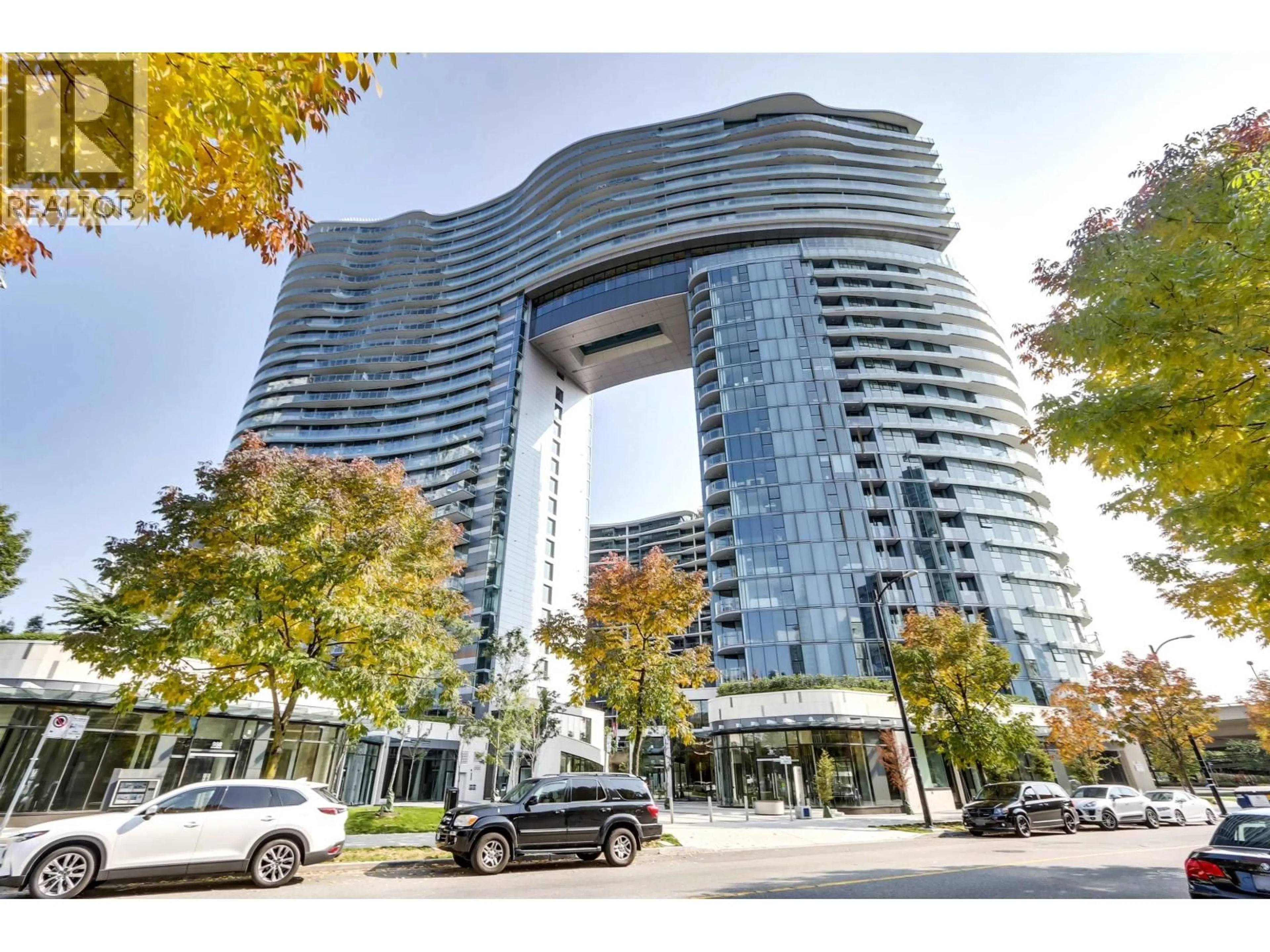 Indoor foyer for 1083 - 87 NELSON STREET, Vancouver British Columbia V6Z0E8
