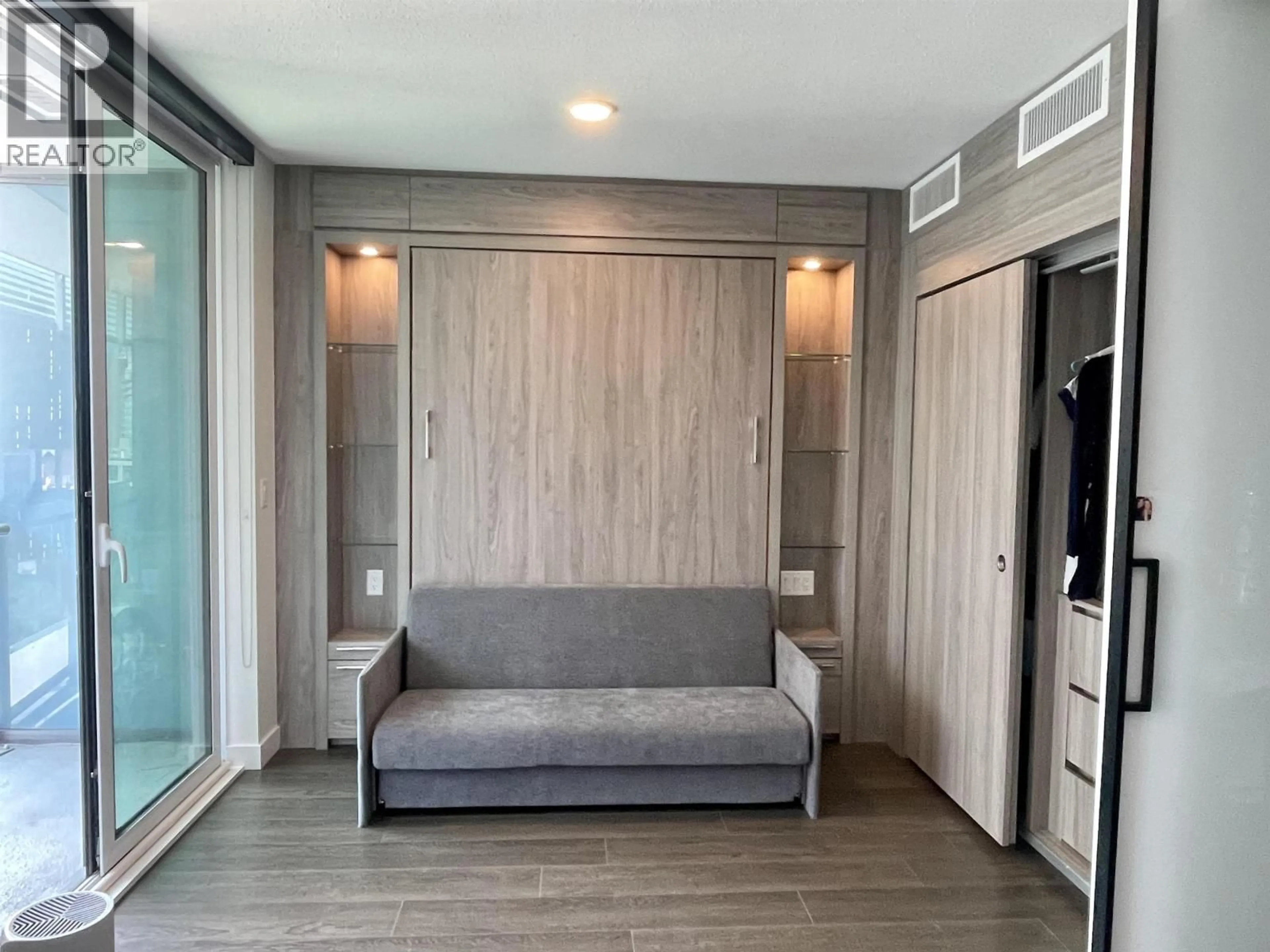 A pic of a room for 1083 - 87 NELSON STREET, Vancouver British Columbia V6Z0E8