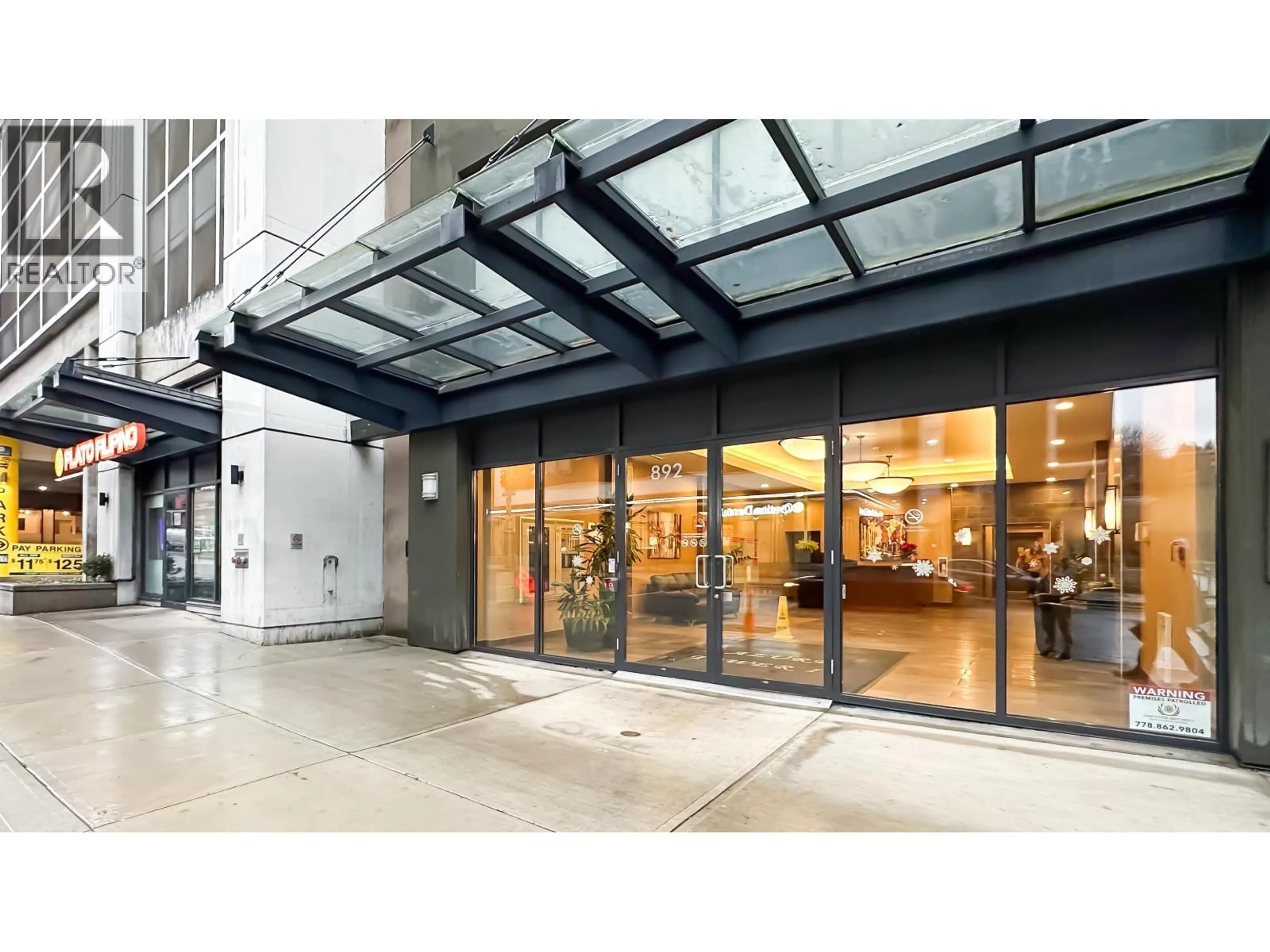 Indoor foyer for 2006 - 892 CARNARVON STREET, New Westminster British Columbia V3M0C5