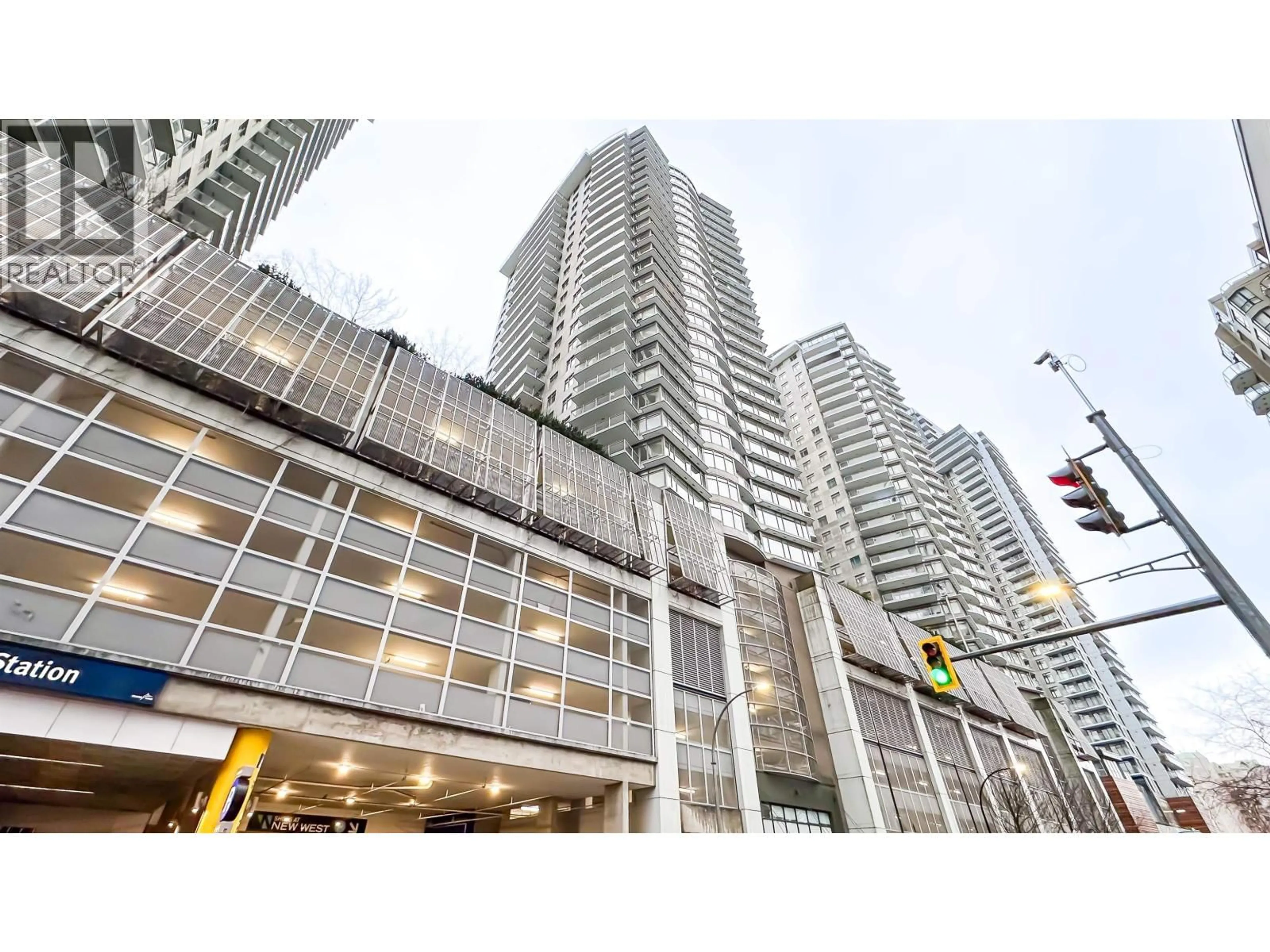 Indoor foyer for 2006 - 892 CARNARVON STREET, New Westminster British Columbia V3M0C5