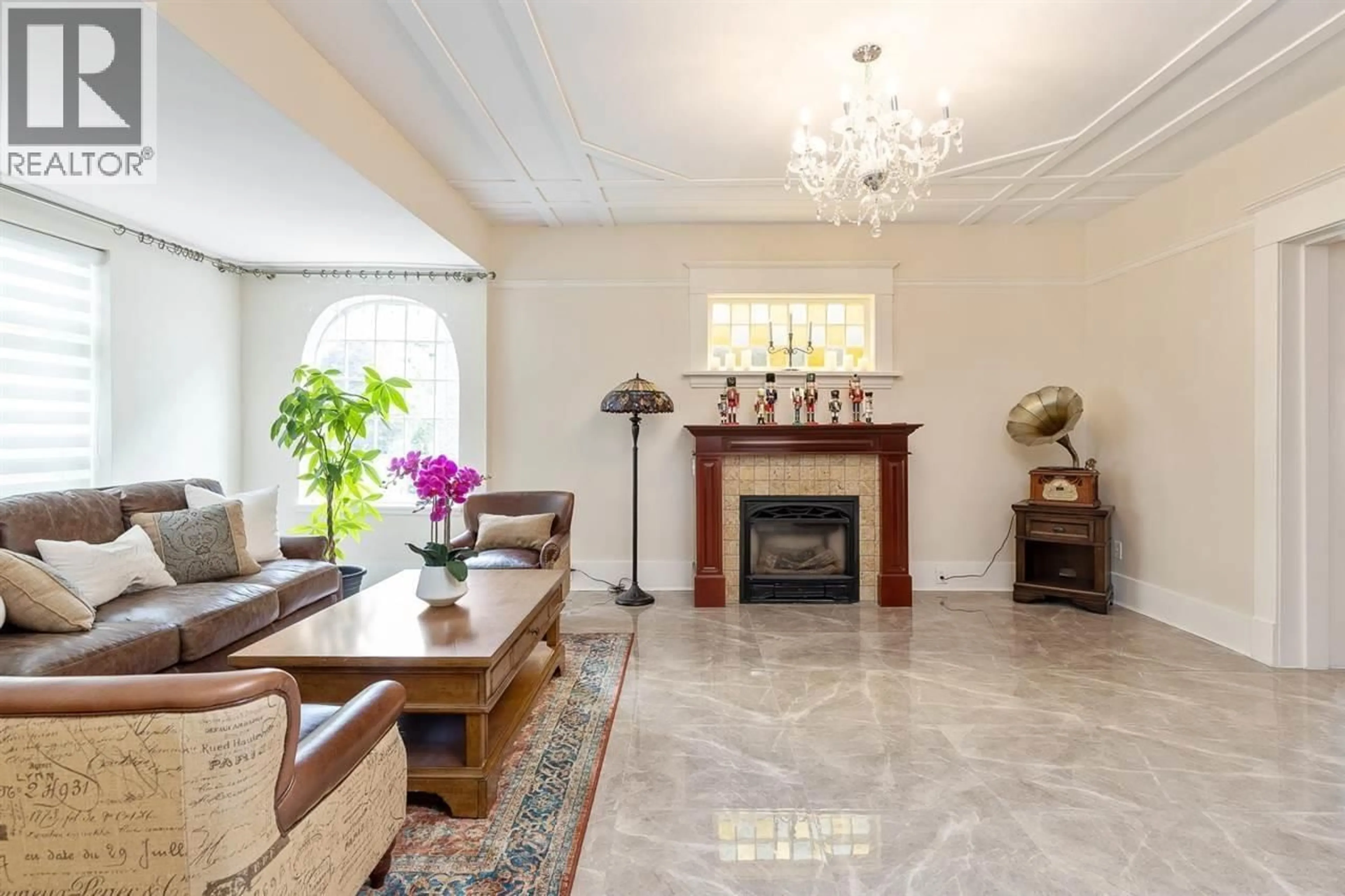 Unknown for 4318 11TH AVENUE, Vancouver British Columbia V6R2M1