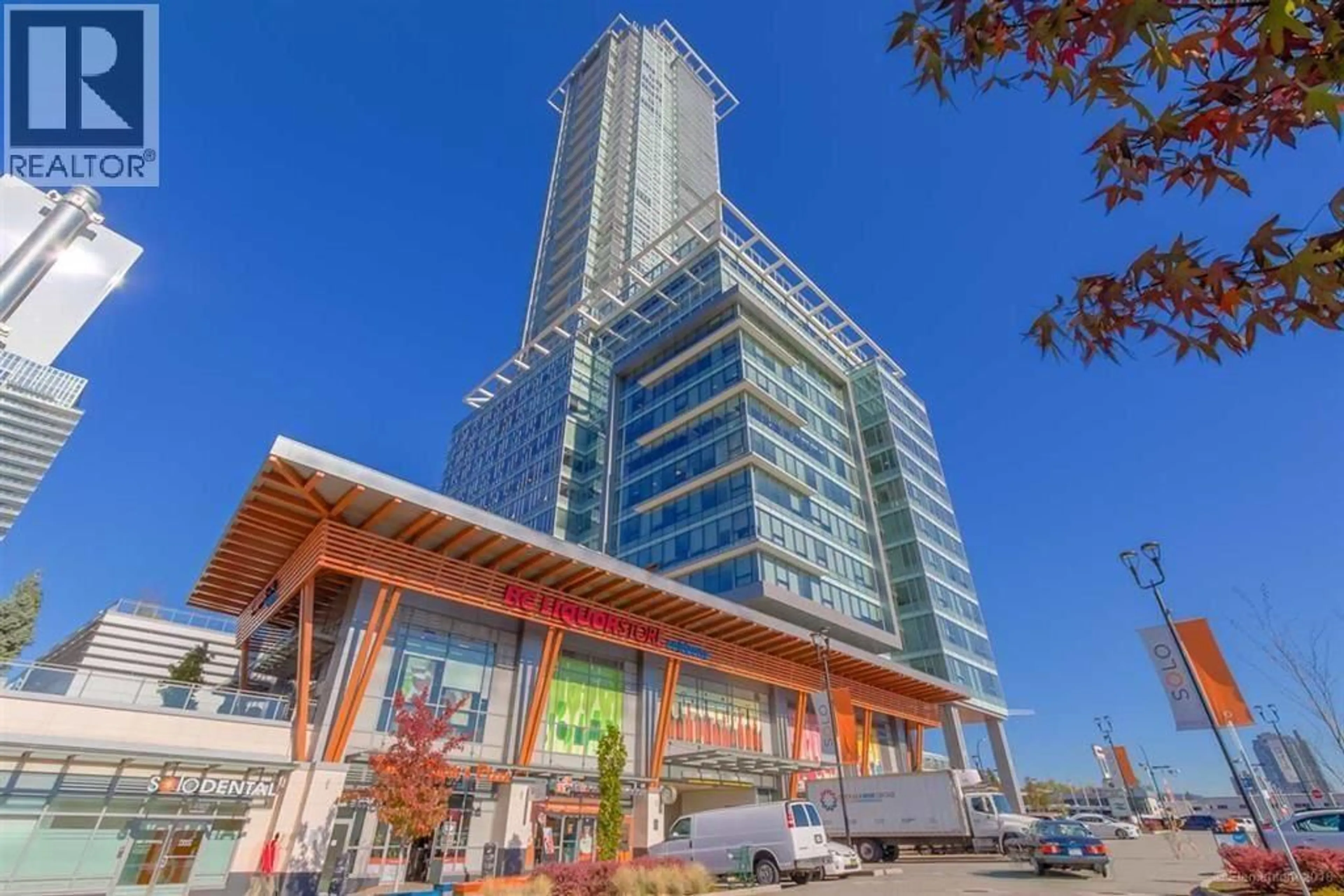 Indoor foyer for 4408 - 4485 SKYLINE DRIVE, Burnaby British Columbia V5C0J2