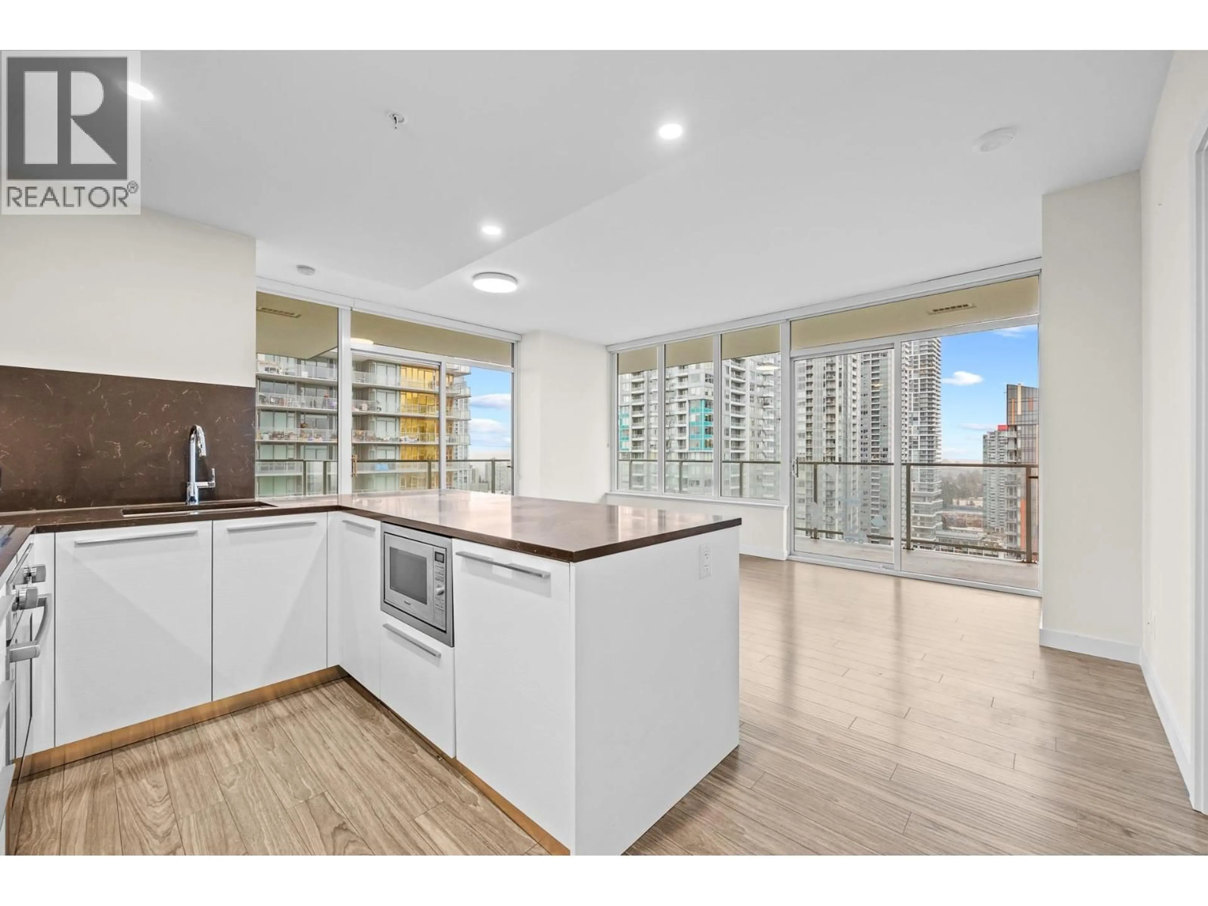 Standard kitchen, unknown for 2203 - 6288 CASSIE AVENUE, Burnaby British Columbia V5H0H7