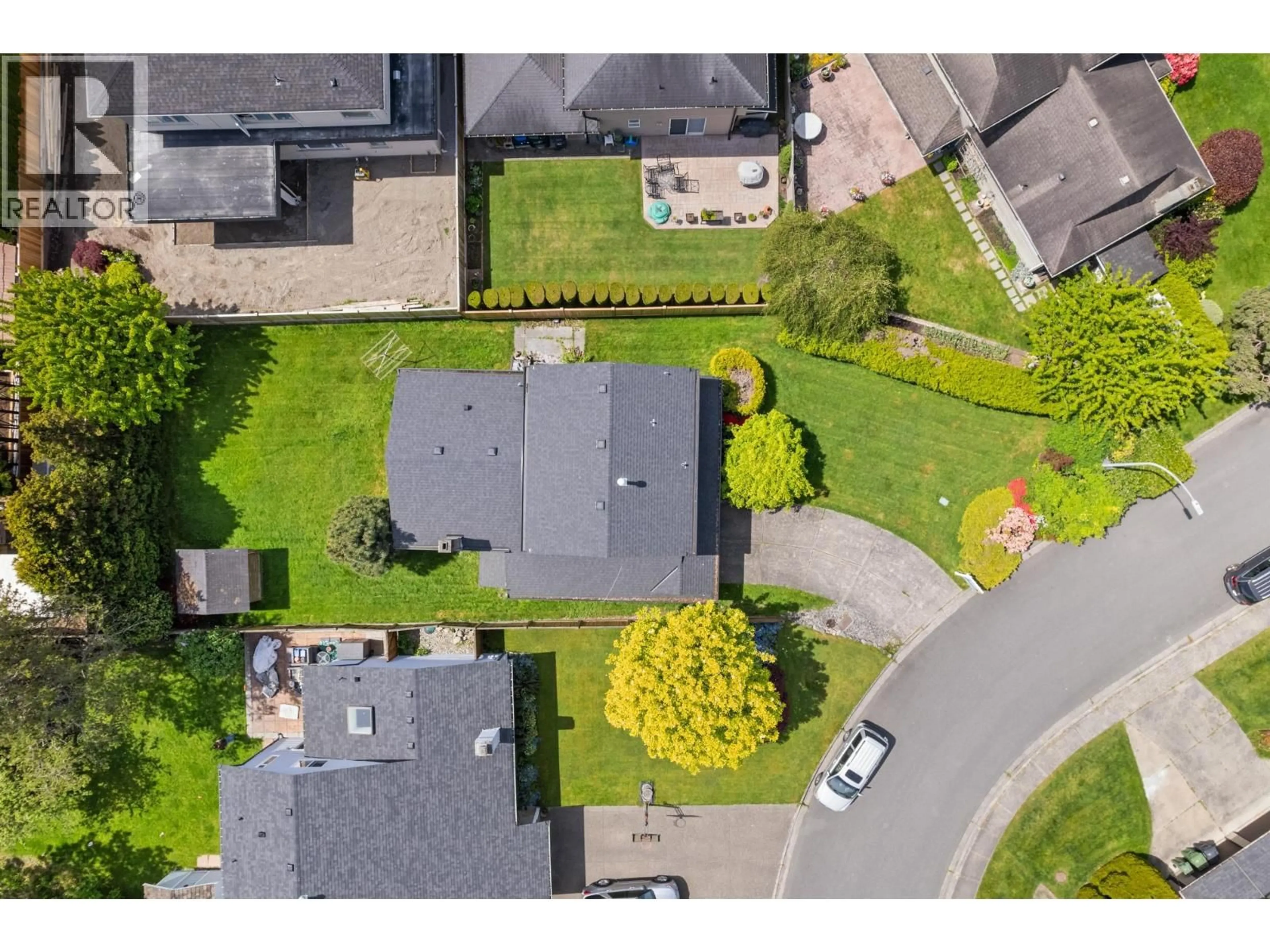A pic from outside/outdoor area/front of a property/back of a property/a pic from drone, street for 5620 PLOVER COURT, Richmond British Columbia V7E4K2