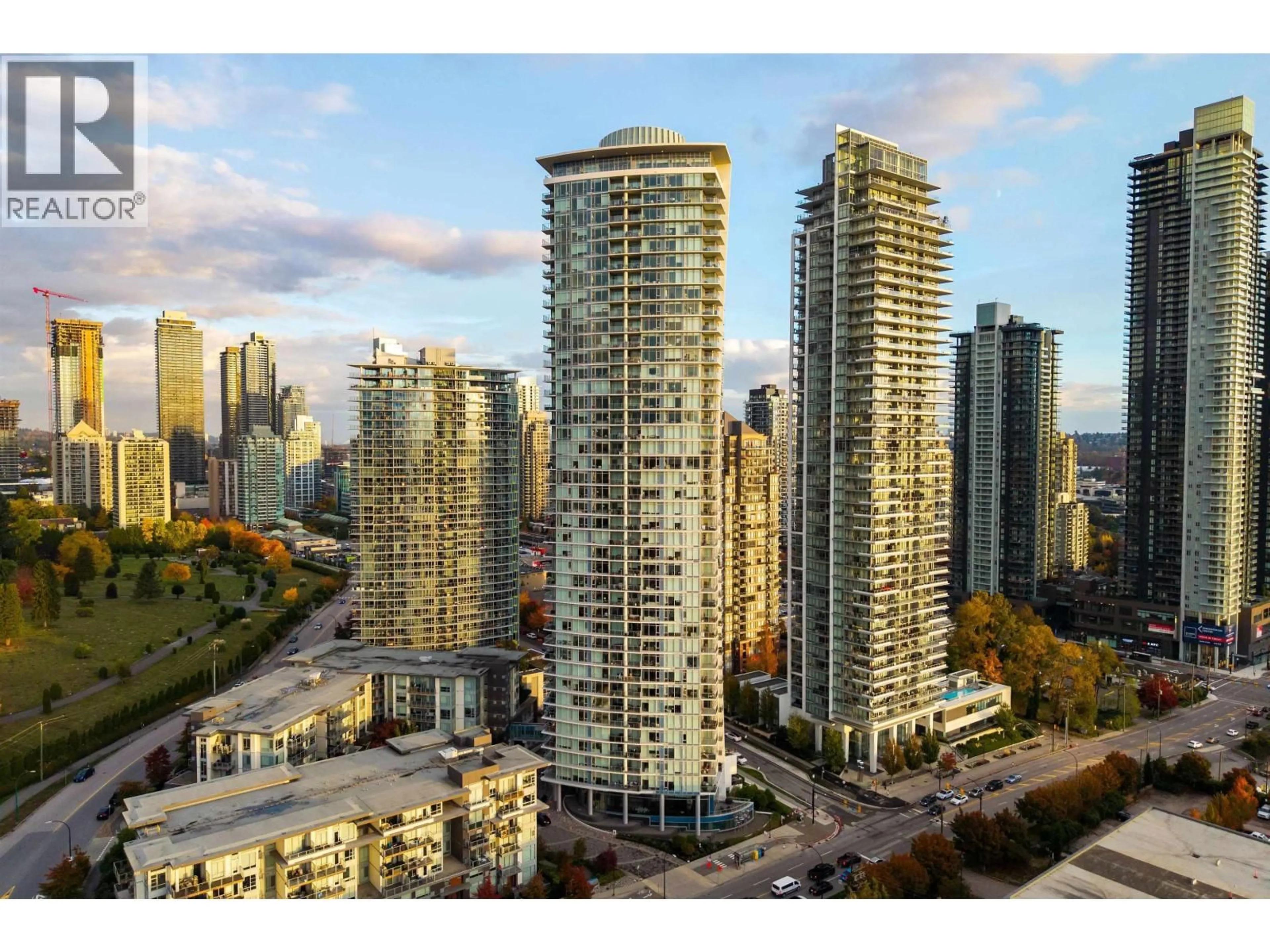 A pic from outside/outdoor area/front of a property/back of a property/a pic from drone, city buildings view from balcony for 2402 - 1788 GILMORE AVENUE, Burnaby British Columbia V5C0L5