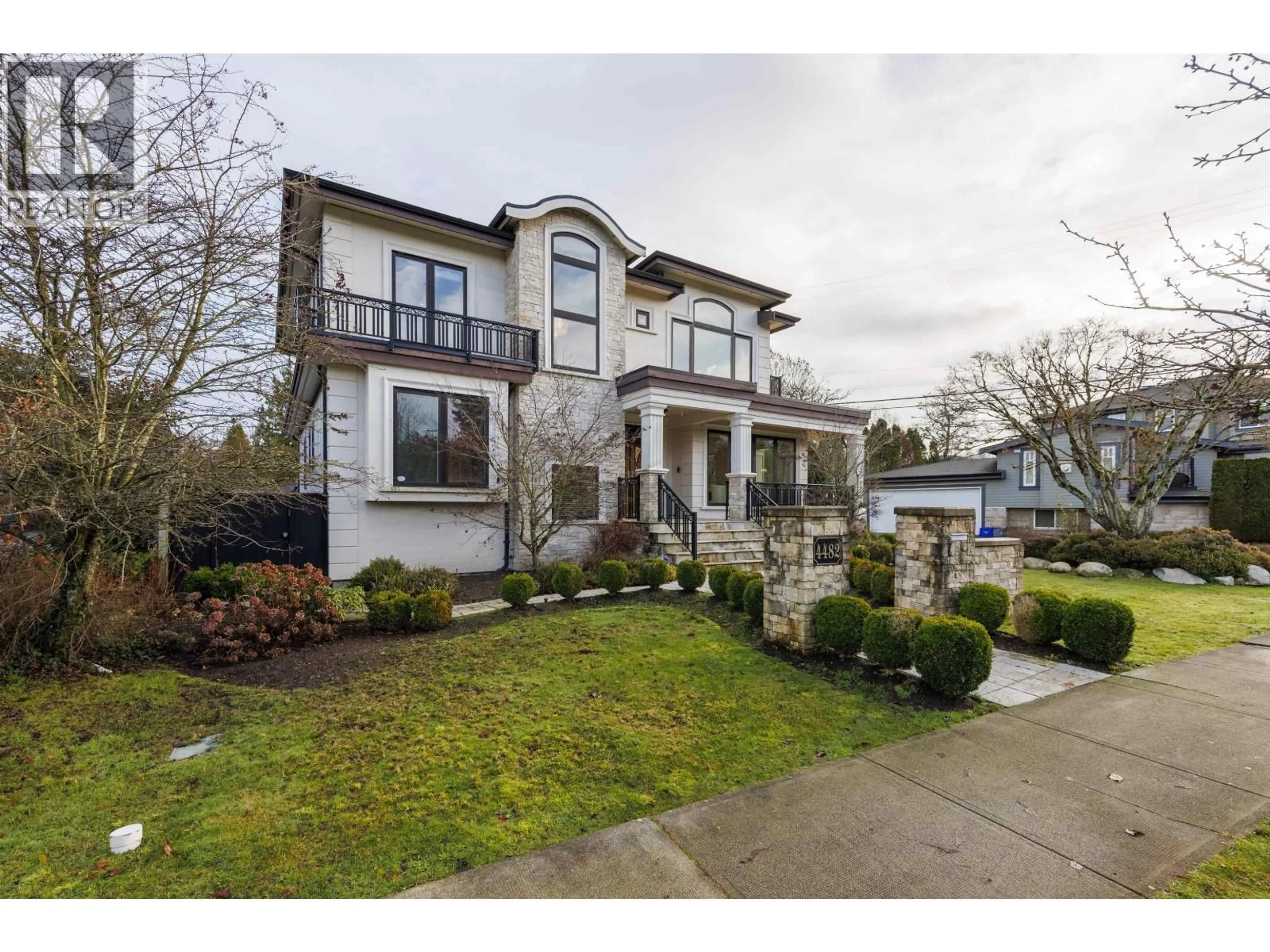 Unknown for 4482 BRAKENRIDGE STREET, Vancouver British Columbia V6L2H2