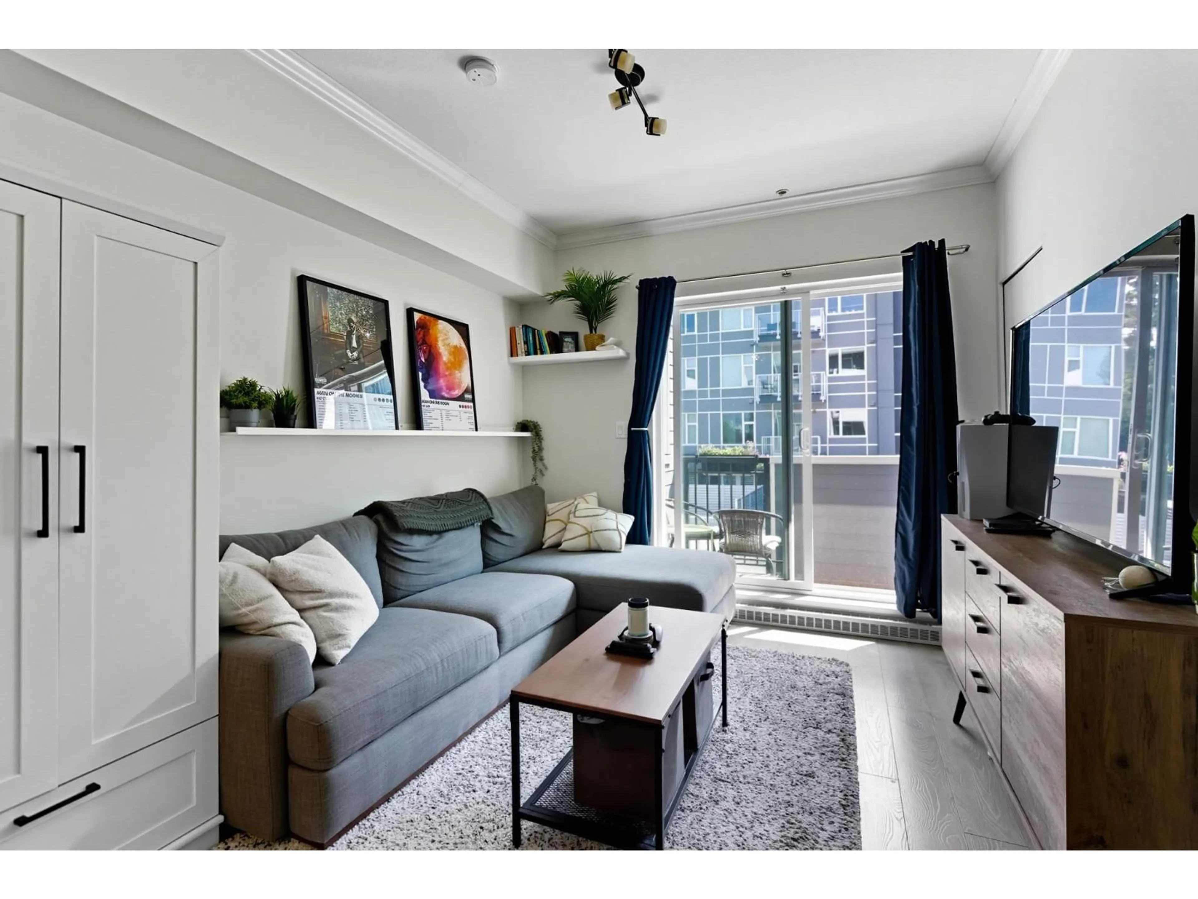 Living room with furniture, unknown for 209 - 13678 GROSVENOR ROAD, Surrey British Columbia V3R5E2