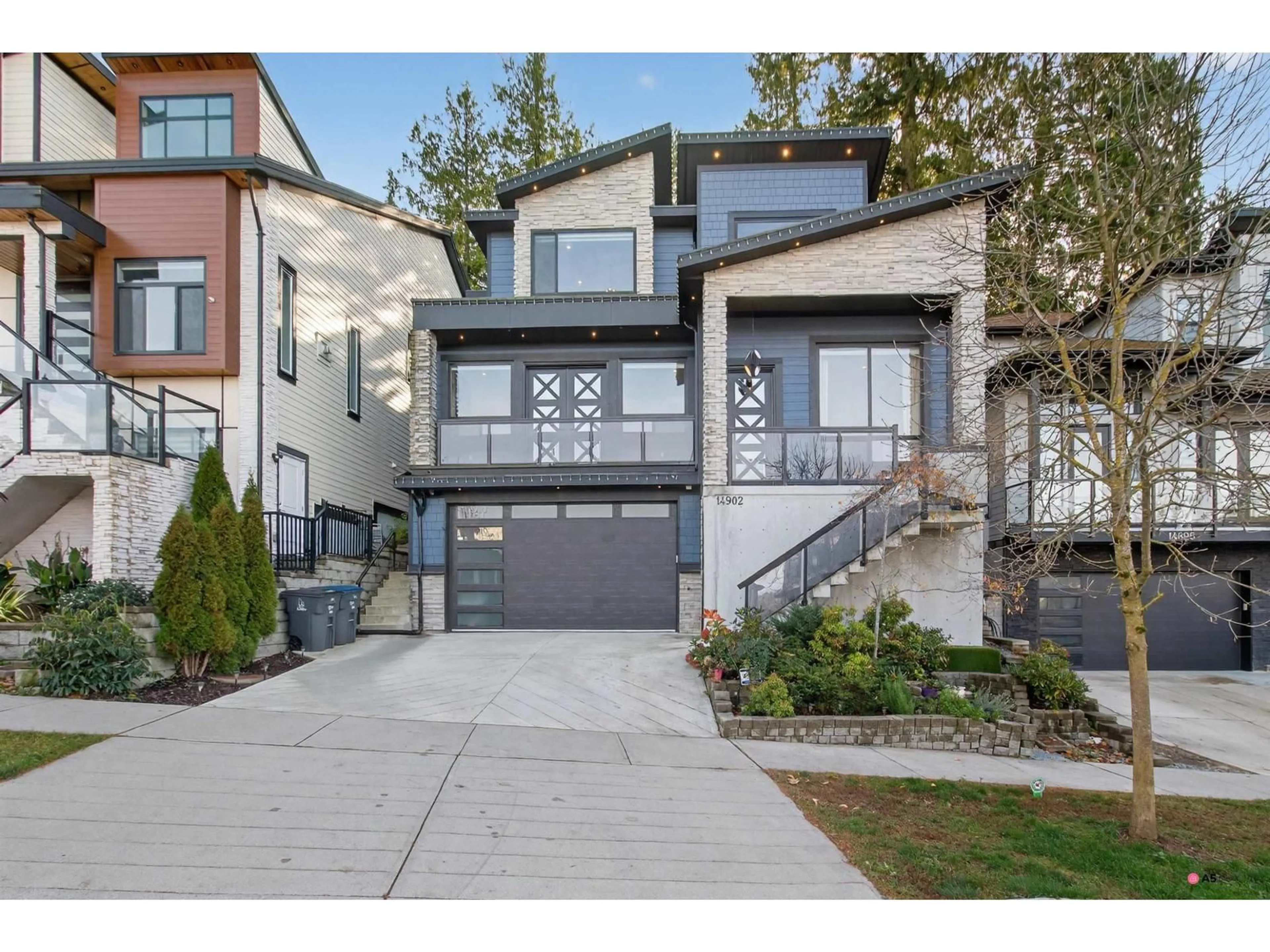 Home with brick exterior material, street for 14902 35A AVENUE, Surrey British Columbia V3Z0N1