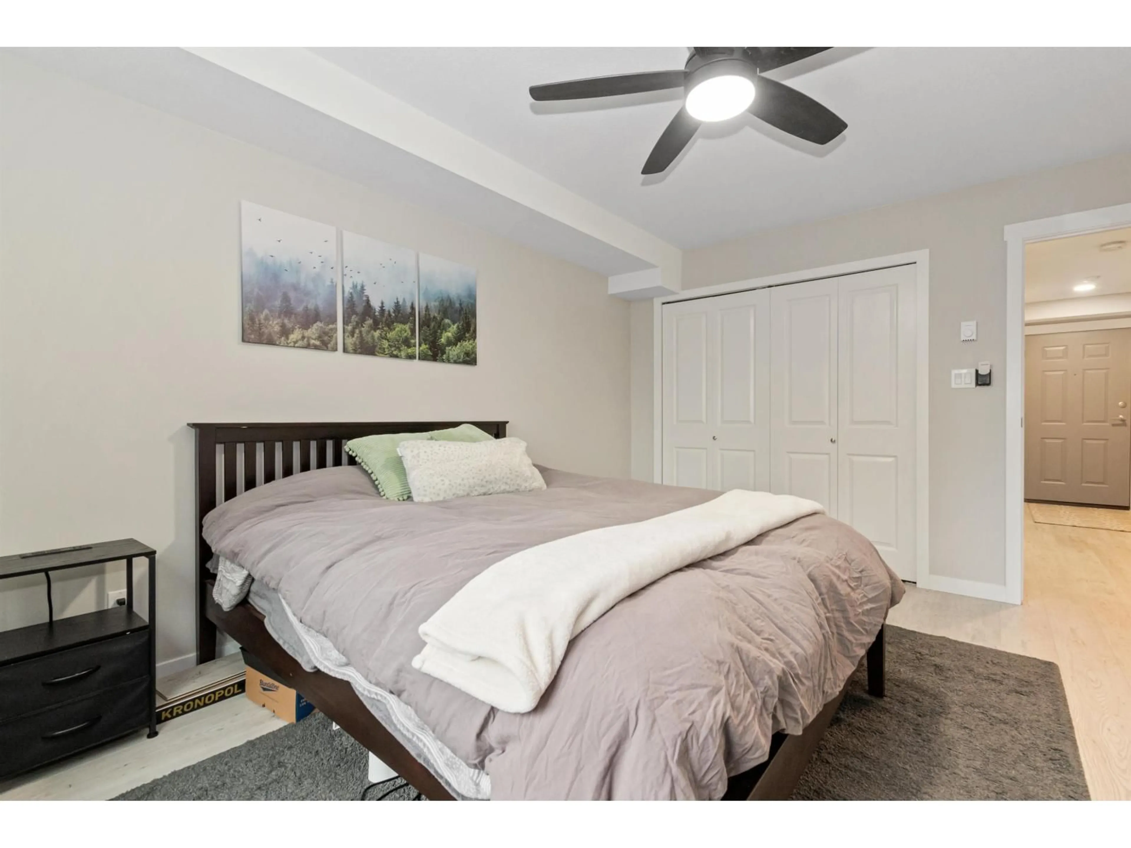 Bedroom with bed, unknown for 306 - 7694 EVANS ROAD, Chilliwack British Columbia V2R3W3