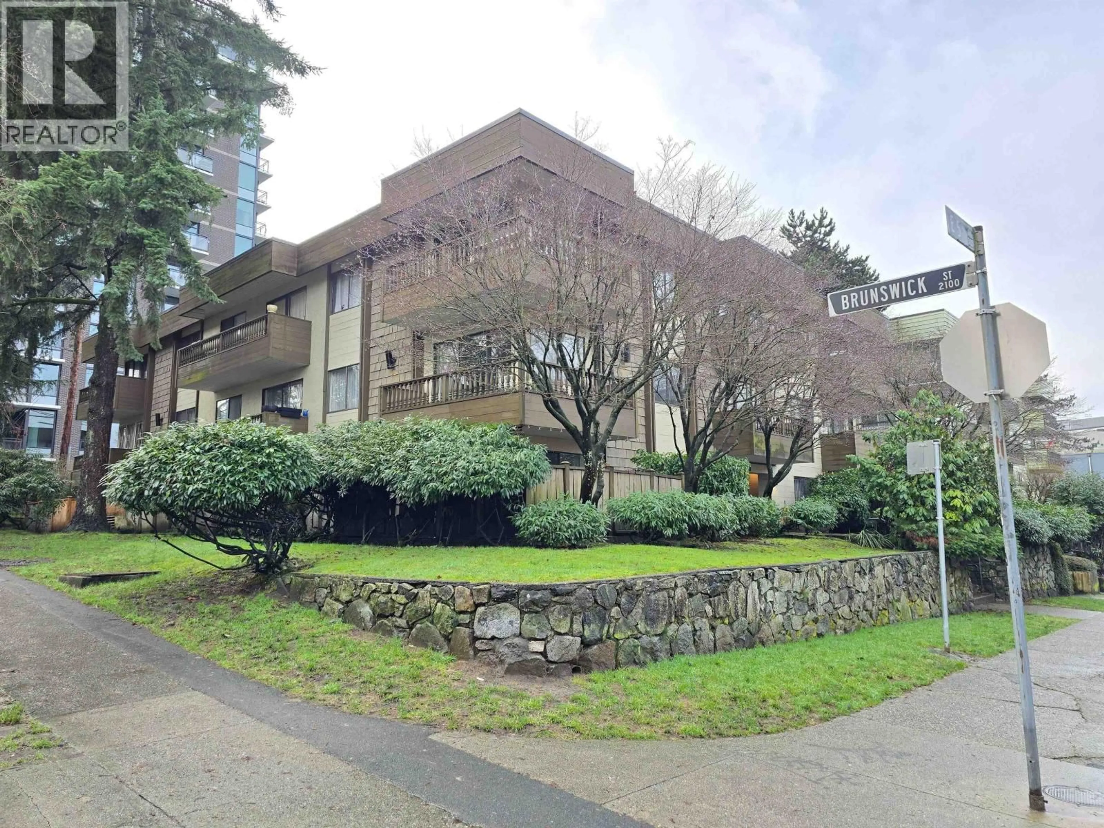 Unknown for 207 - 350 5TH AVENUE, Vancouver British Columbia V5T1H4