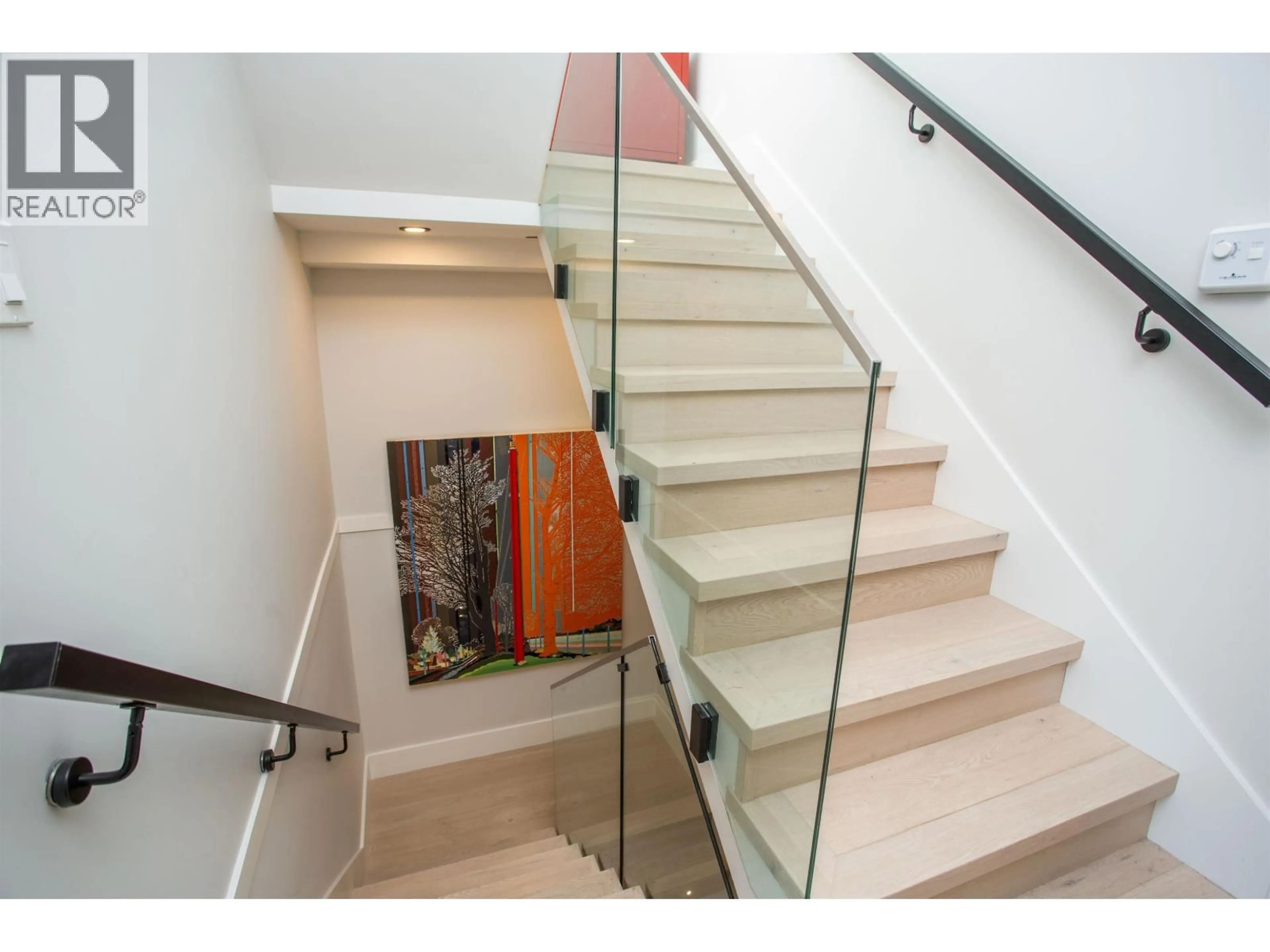 Stairs for 2 - 1152 COMOX STREET, Vancouver British Columbia V6E1K5