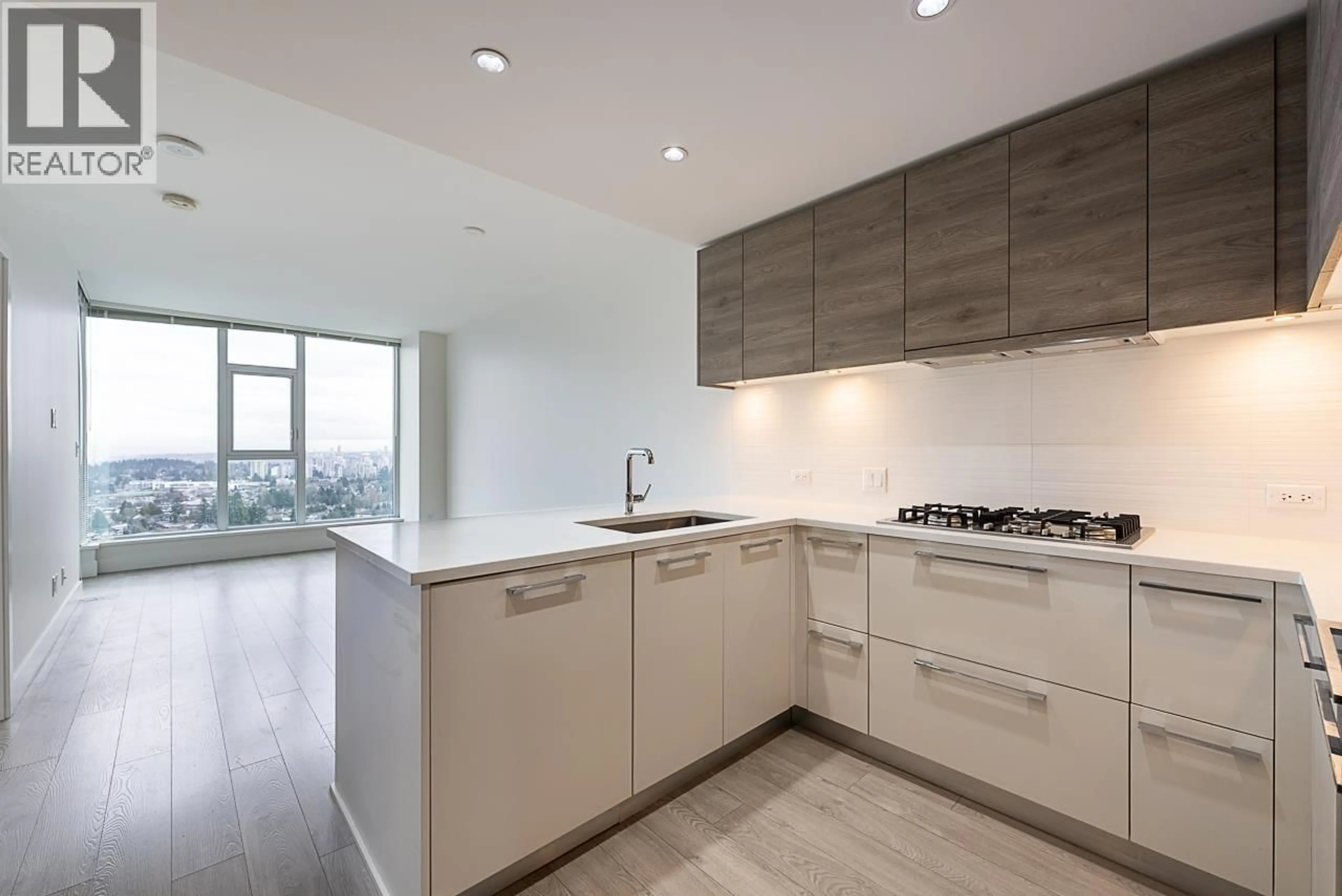 Unknown for 2506 - 7388 KINGSWAY, Burnaby British Columbia V3N0G9