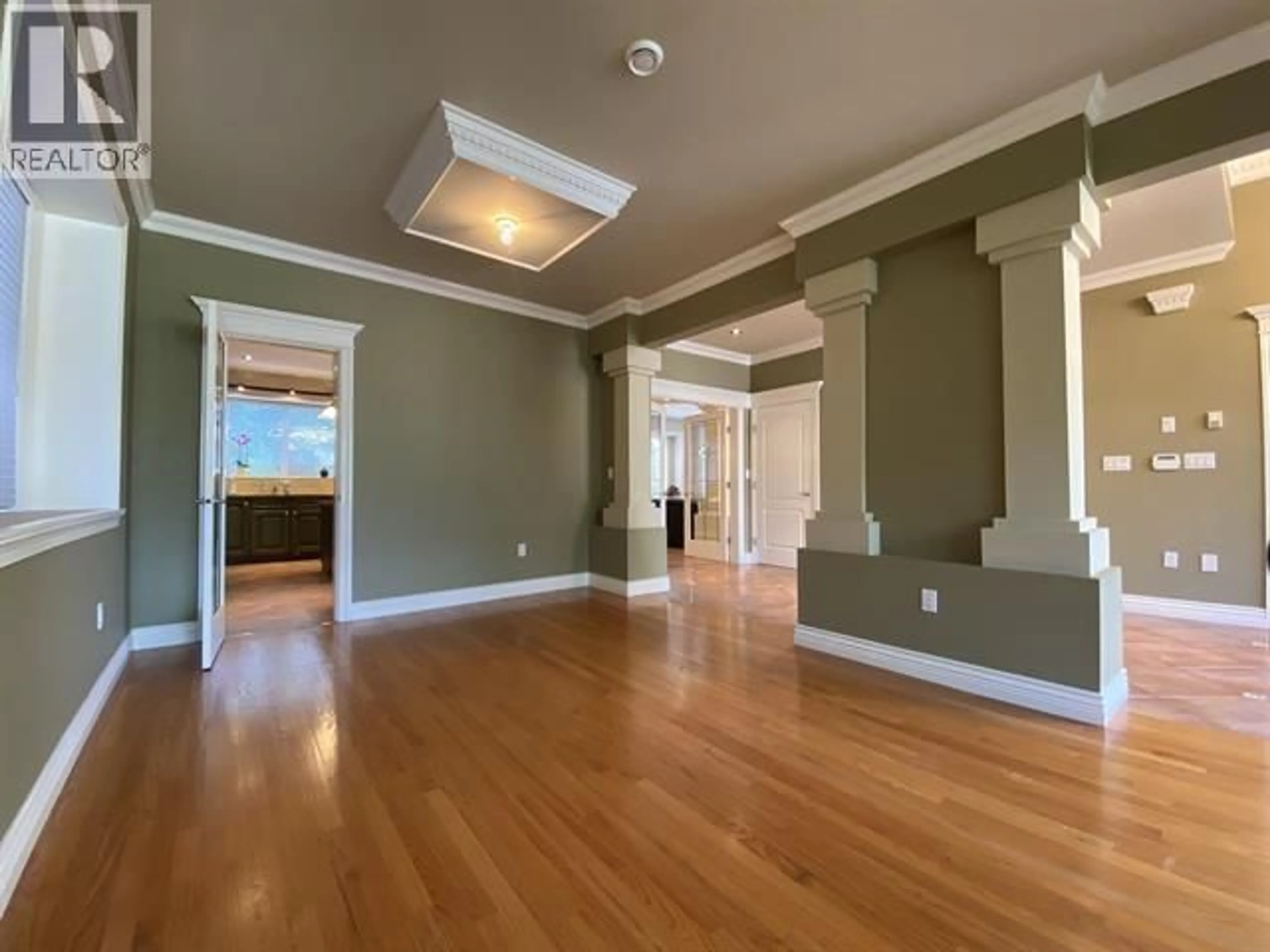 Unknown for 467 KINGS ROAD, North Vancouver British Columbia V7N2M2