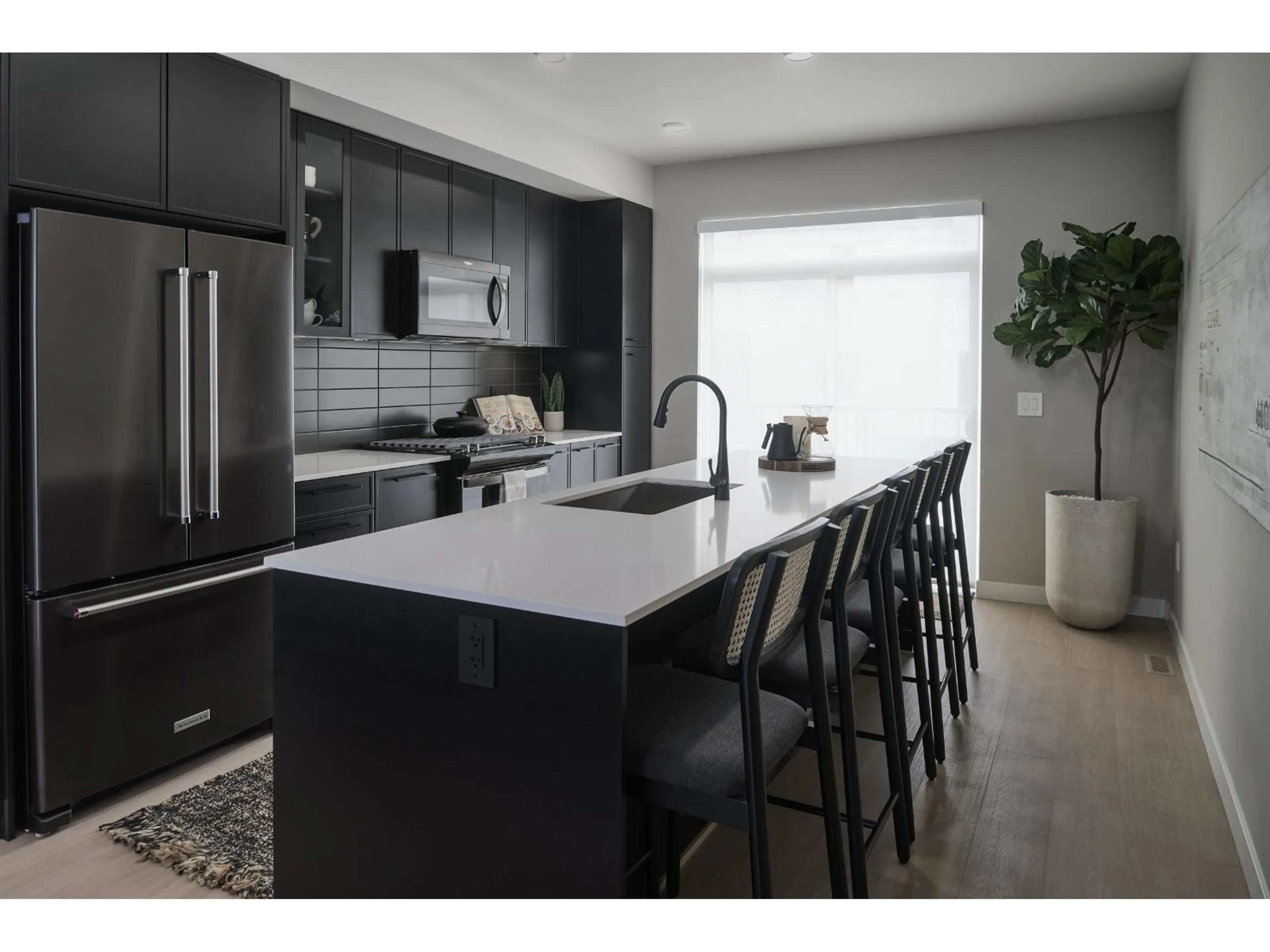Open concept kitchen, unknown for 8 - 2886 MONTROSE AVENUE, Abbotsford British Columbia V2S0N7