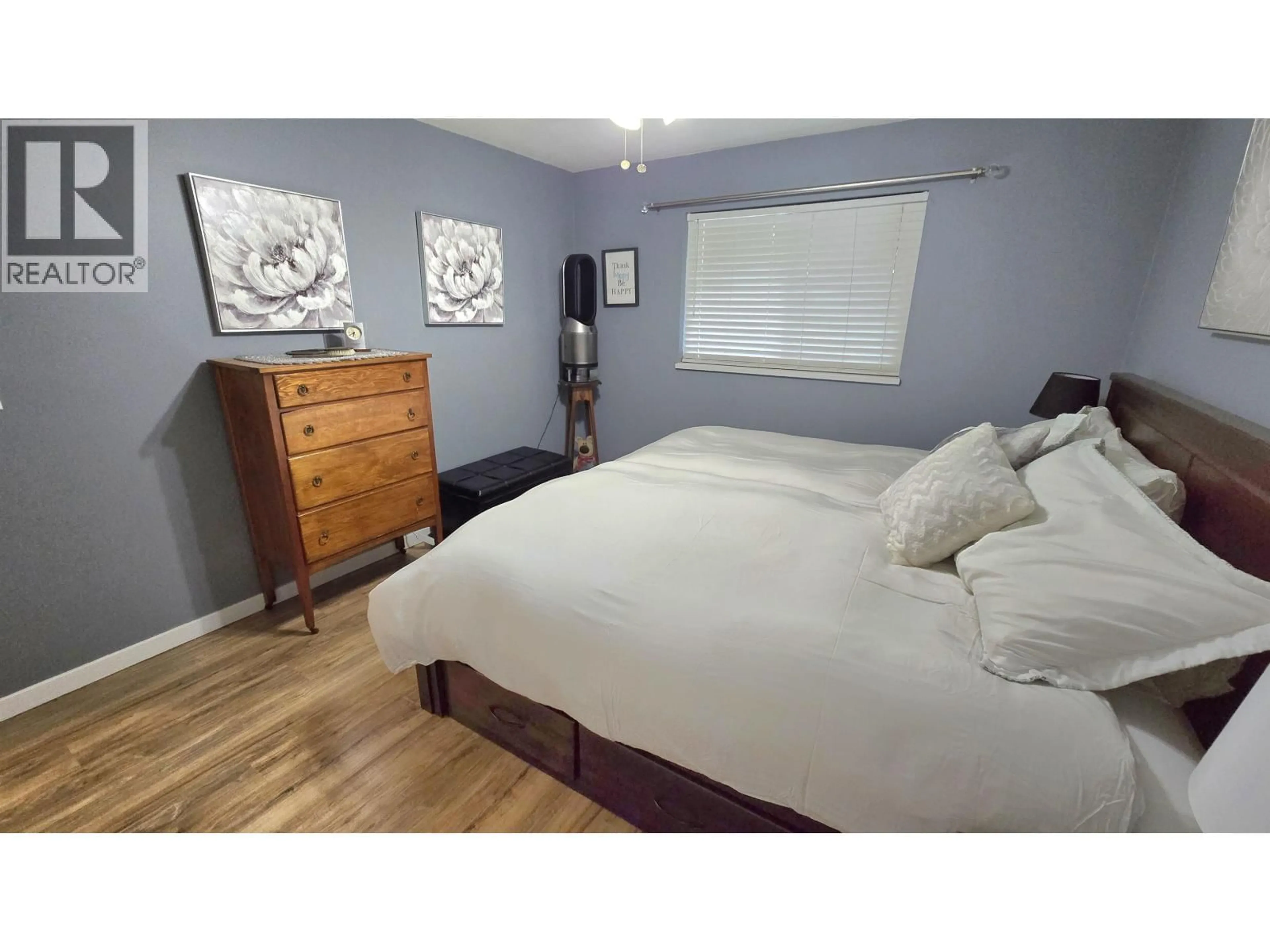 Bedroom with bed, wood/laminate floor for 10 - 20799 119 AVENUE, Maple Ridge British Columbia V2X9S7