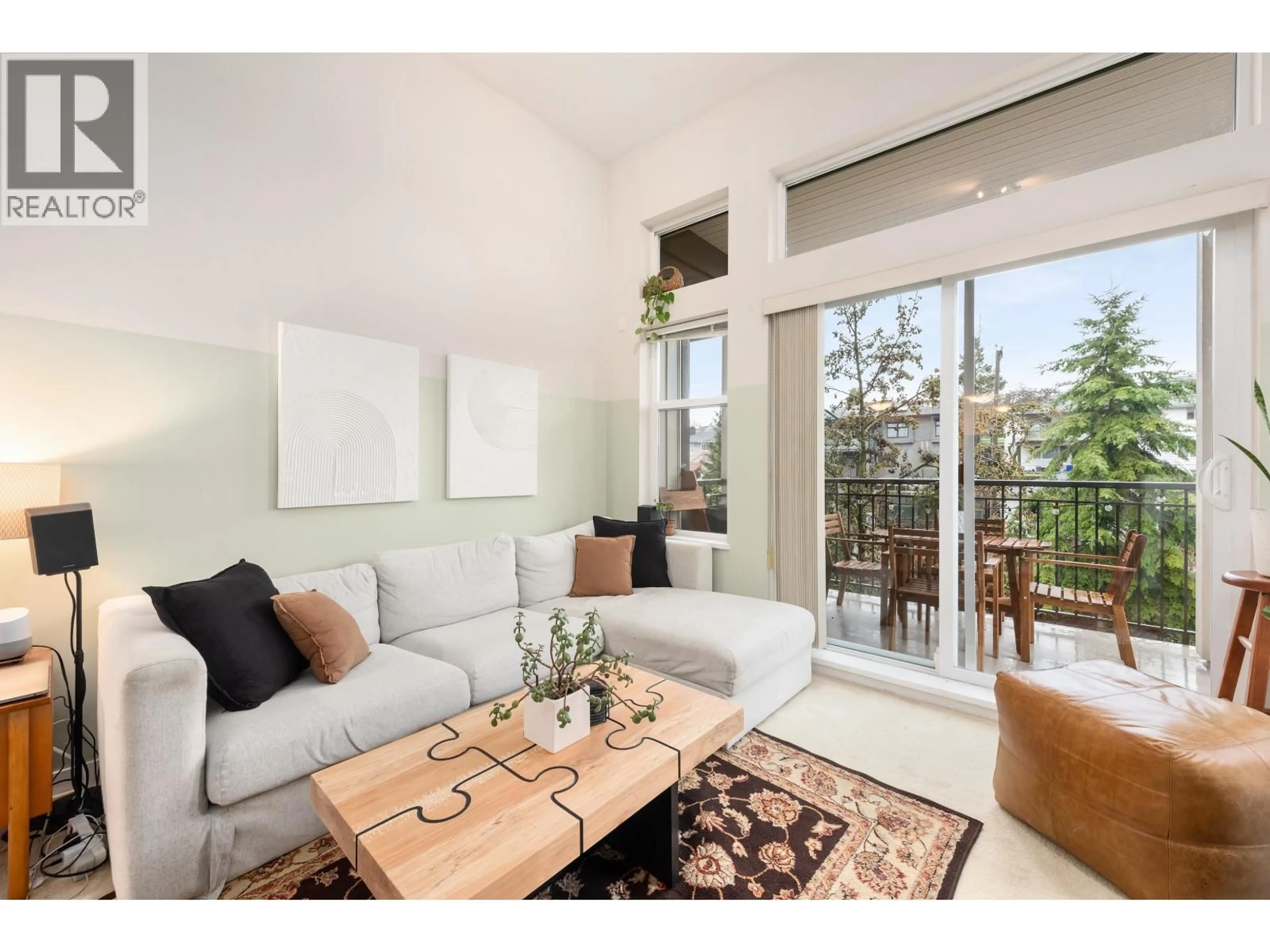 Living room with furniture, unknown for 405 - 4728 BRENTWOOD DRIVE, Burnaby British Columbia V5C0G2