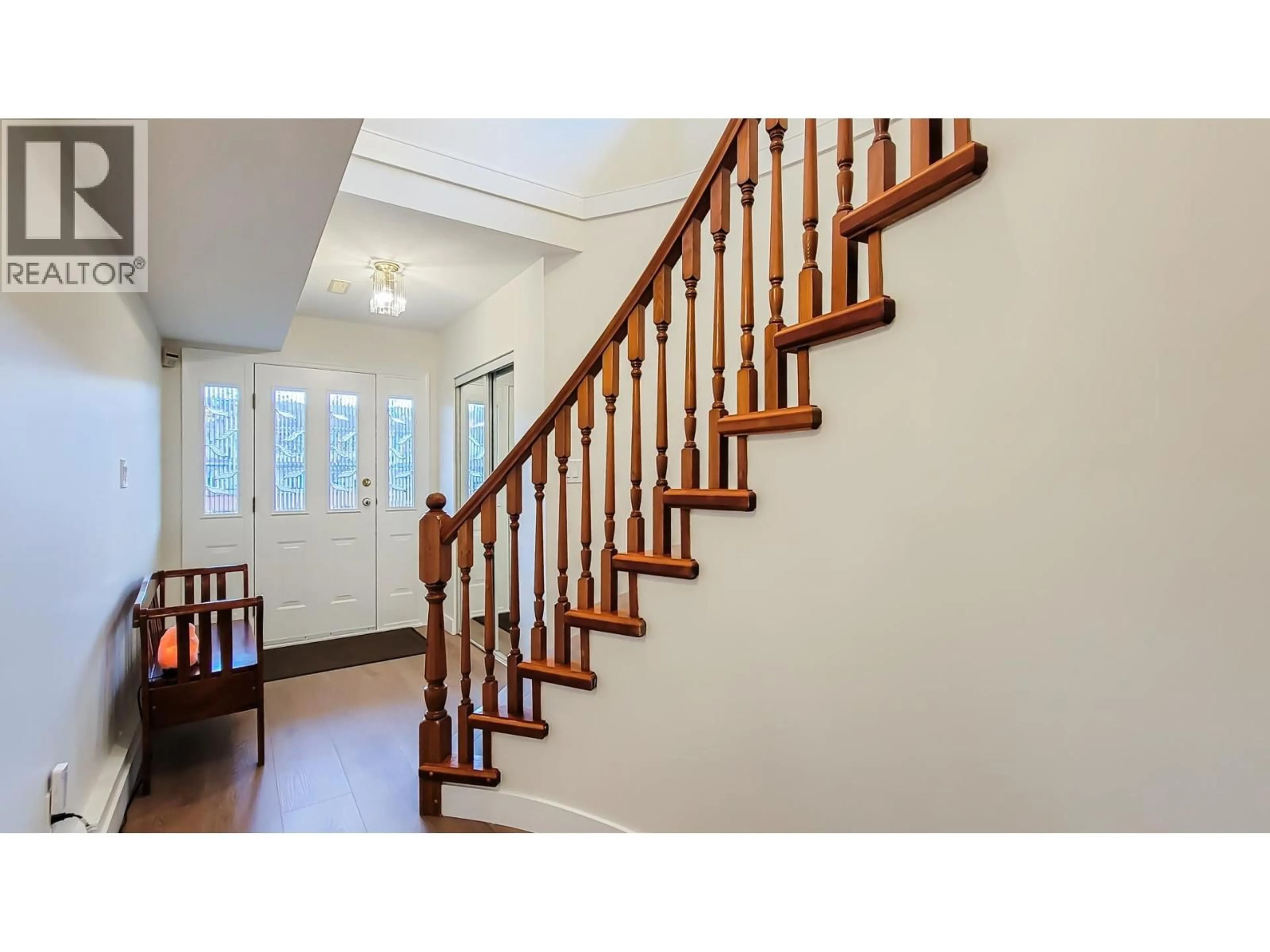 Stairs for 3153 JERVIS STREET, Port Coquitlam British Columbia V3C3H6