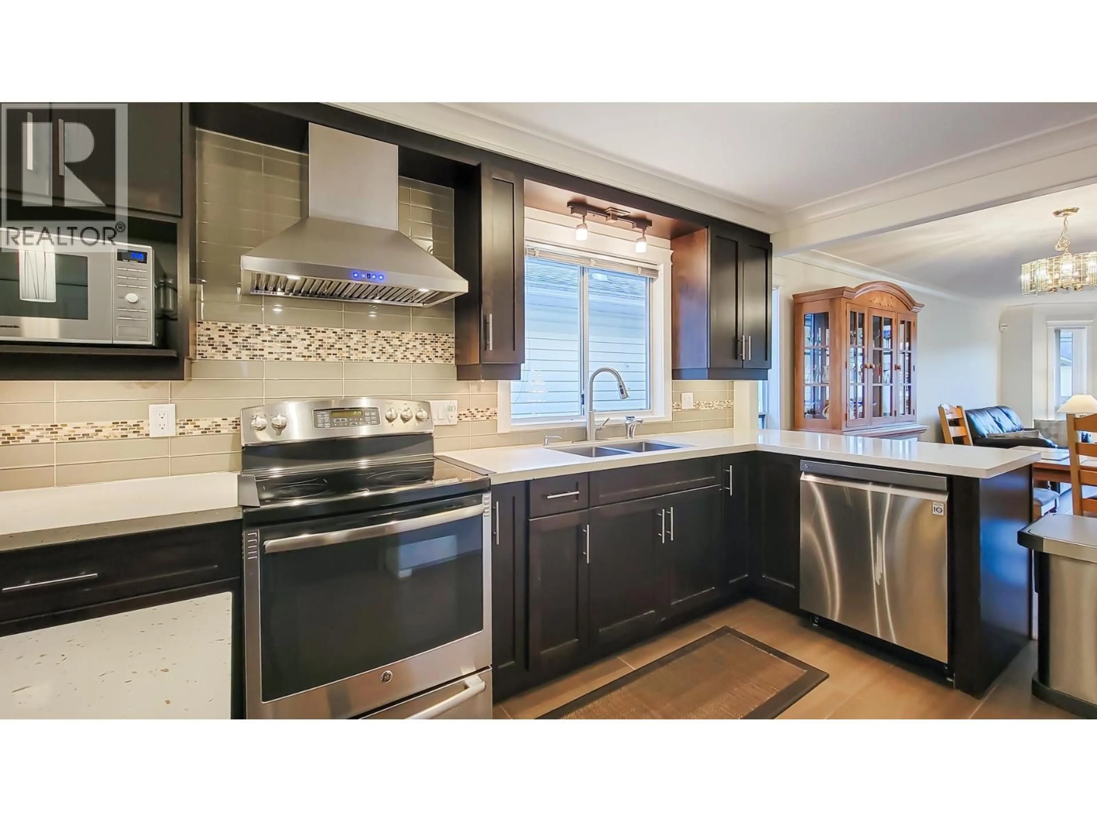 Contemporary kitchen, ceramic/tile floor for 3153 JERVIS STREET, Port Coquitlam British Columbia V3C3H6