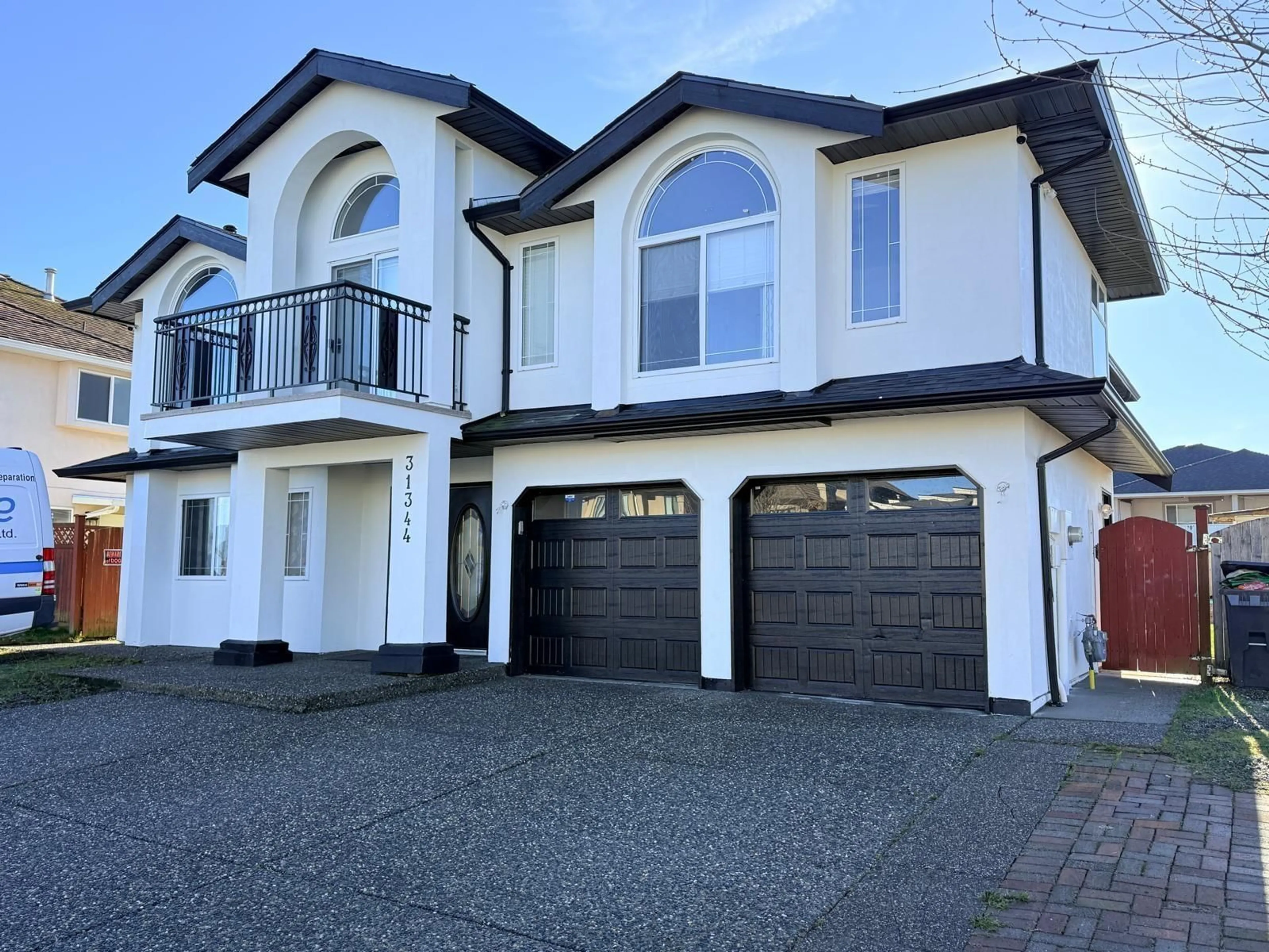 Home with vinyl exterior material, street for 31344 RIDGEVIEW DRIVE, Abbotsford British Columbia V2T6B3