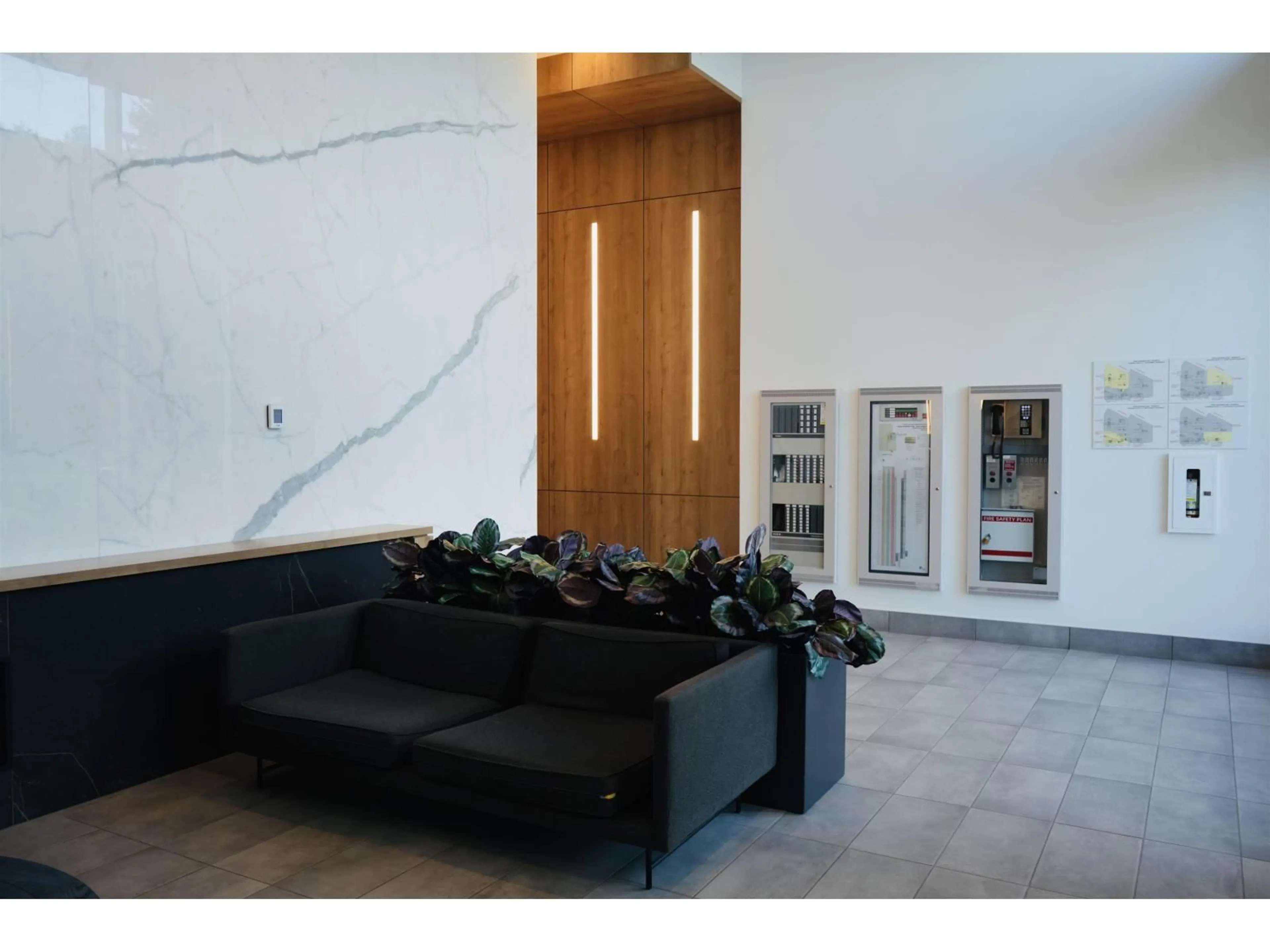 Unknown for 2710 - 13655 FRASER HIGHWAY, Surrey British Columbia V3T0P8