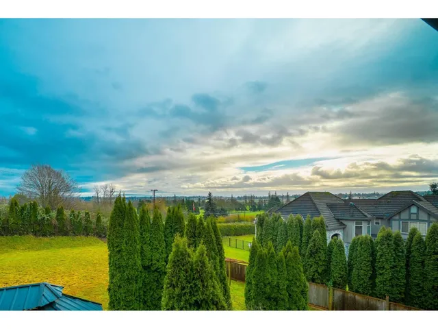 16781 77 AVENUE, Surrey 3
