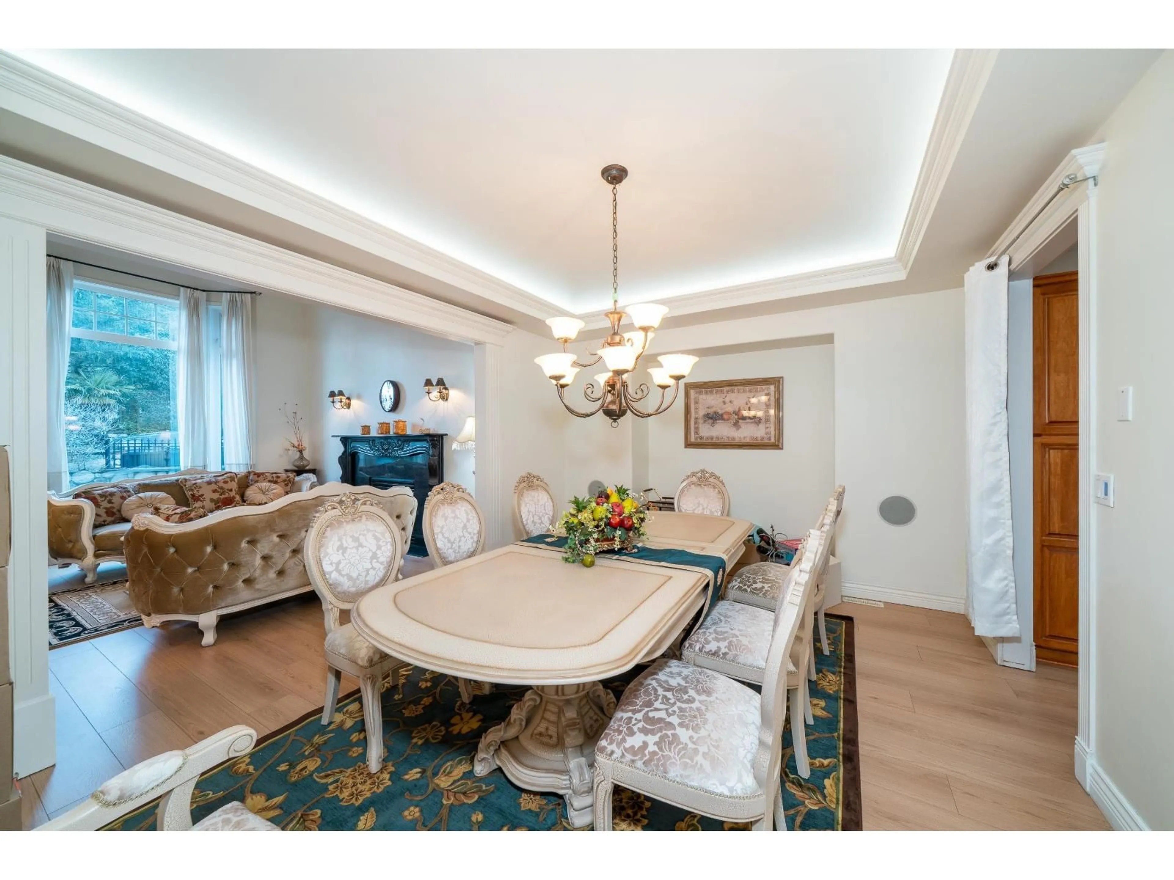 Dining room, wood/laminate floor for 16781 77 AVENUE, Surrey British Columbia V4N0L3