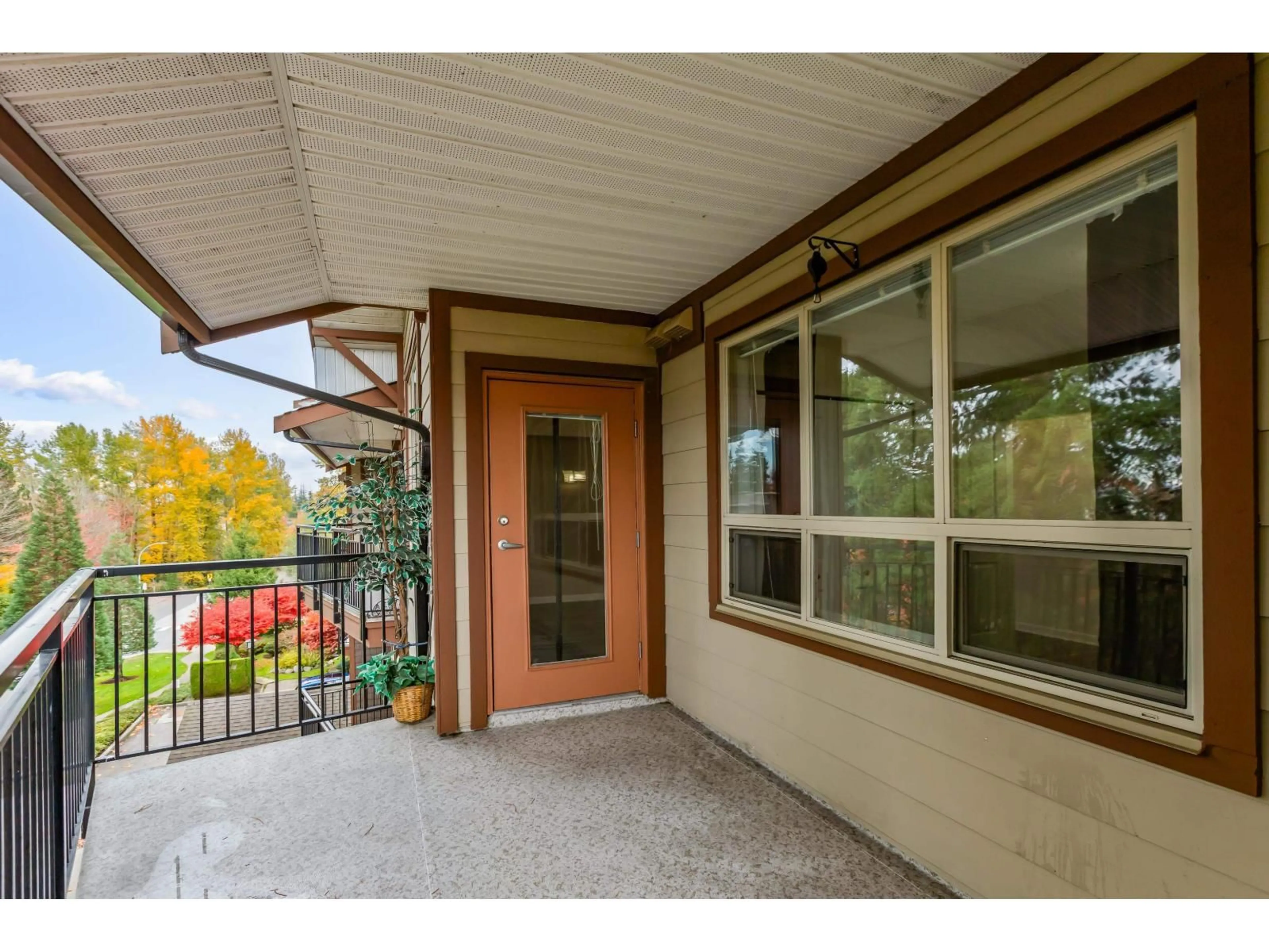 Unknown for 403 - 16068 83 AVENUE, Surrey British Columbia V4N0N2