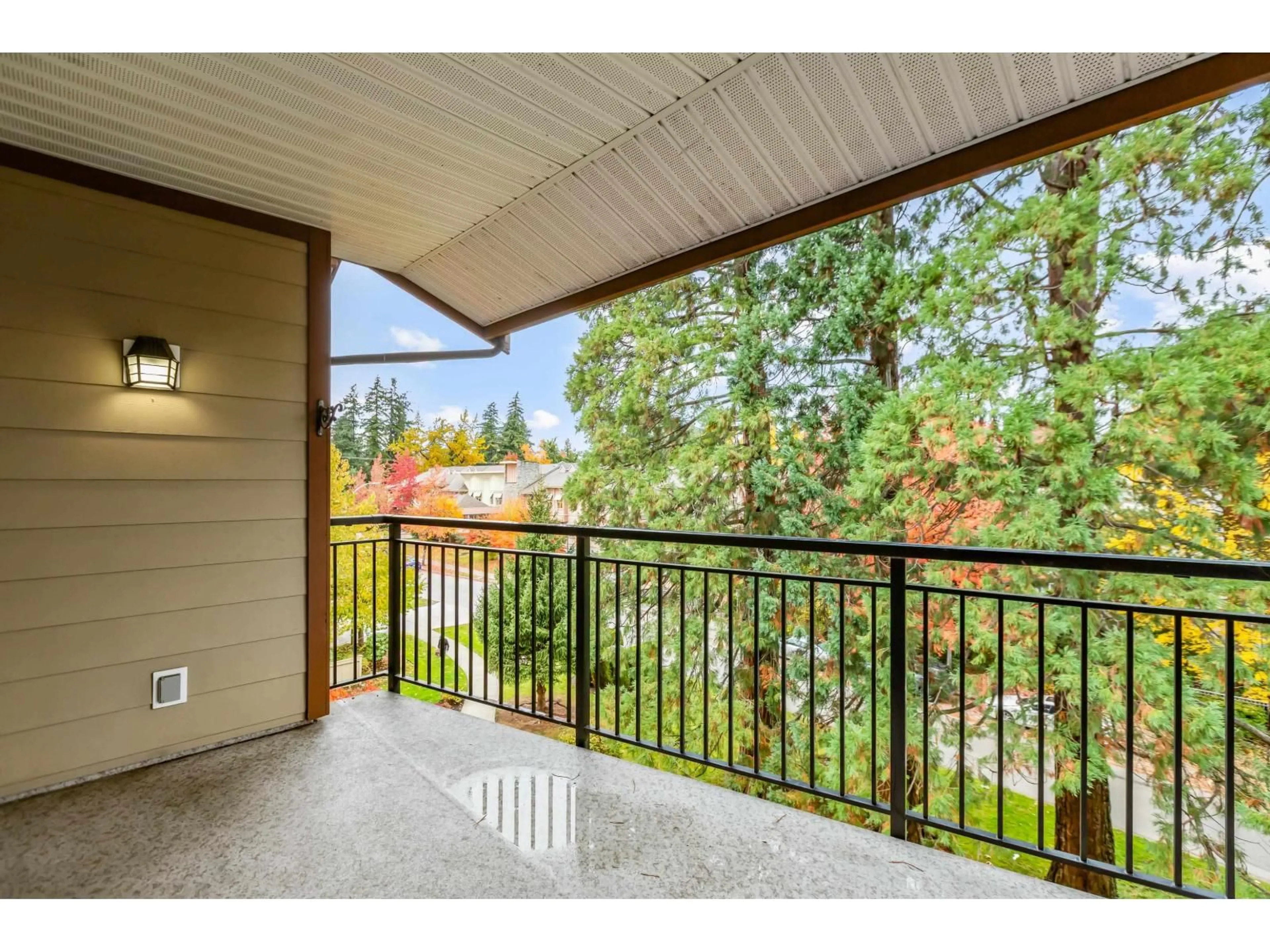 Patio, unknown for 403 - 16068 83 AVENUE, Surrey British Columbia V4N0N2