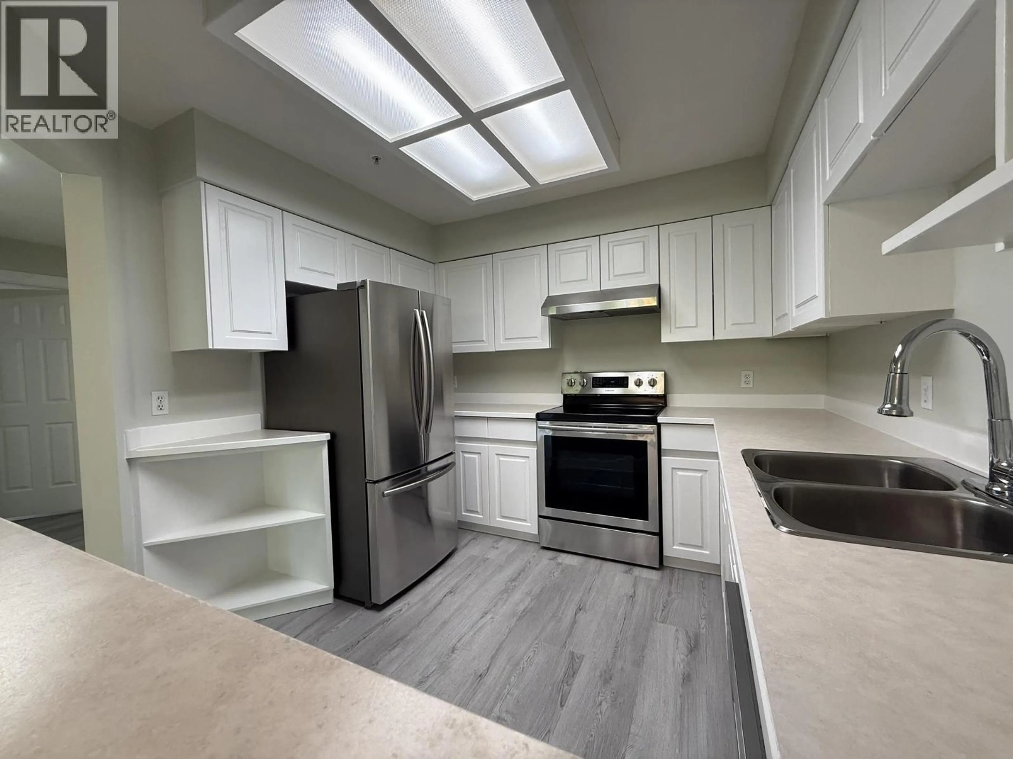 Standard kitchen, unknown for 206 - 1955 SUFFOLK AVENUE, Port Coquitlam British Columbia V3B1H3